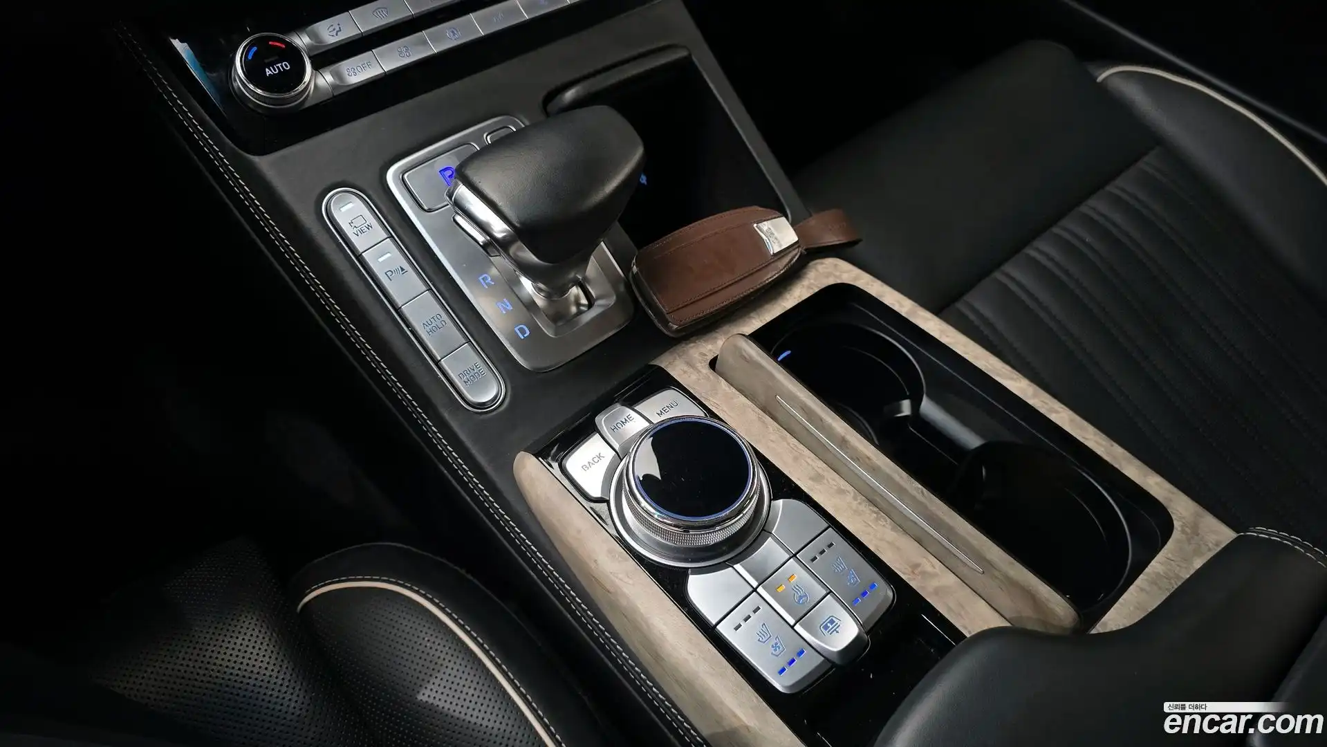 G90 Genesis 2020.1-INNER-009