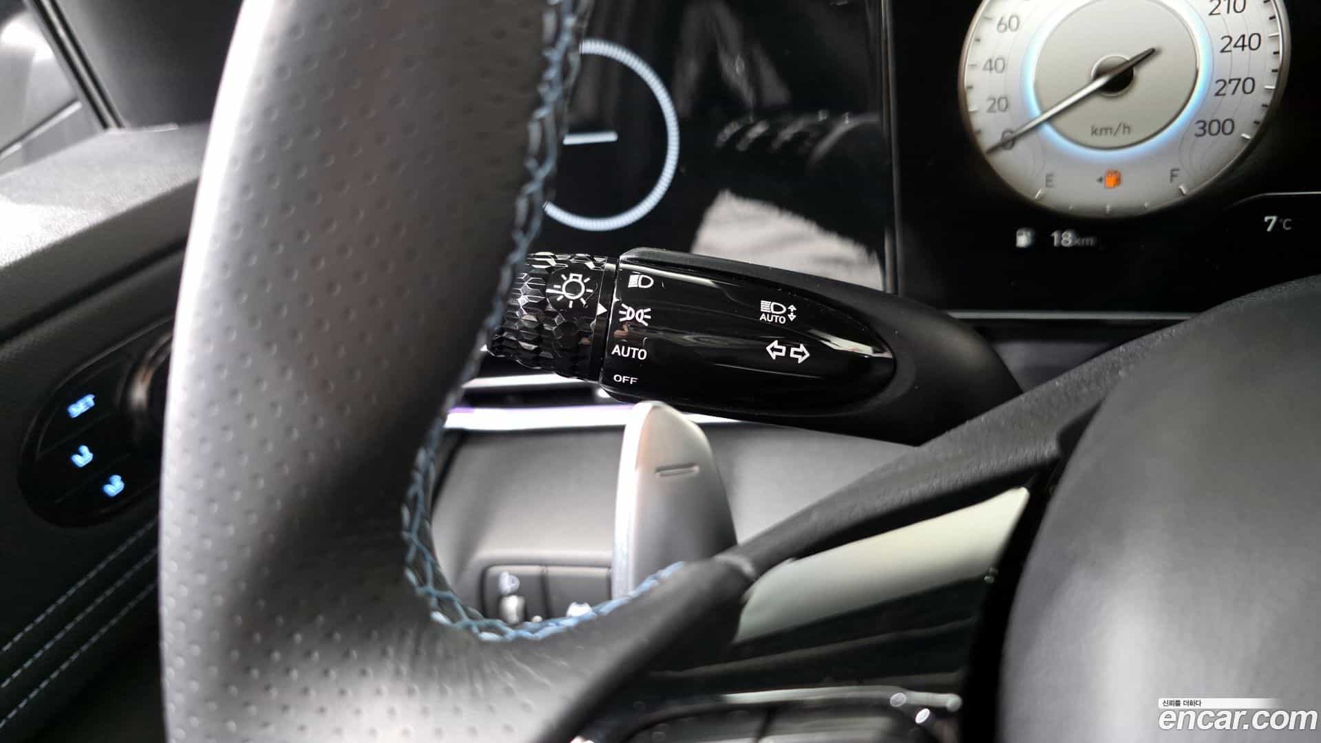 AVANTE Hyundai 2022.3-OPTION-041