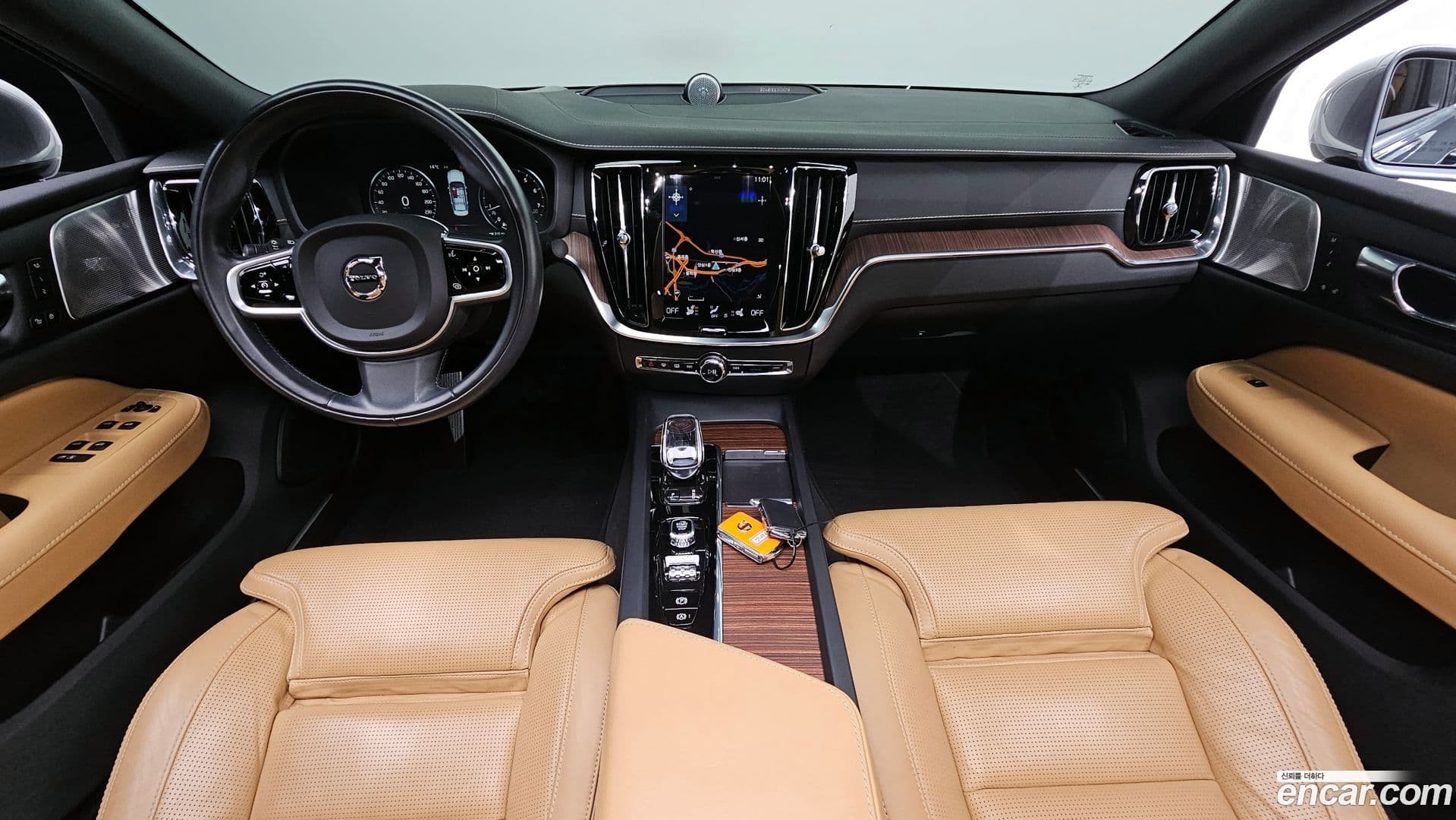 Main__Slider__Photo:S60 Volvo 2020.10-6