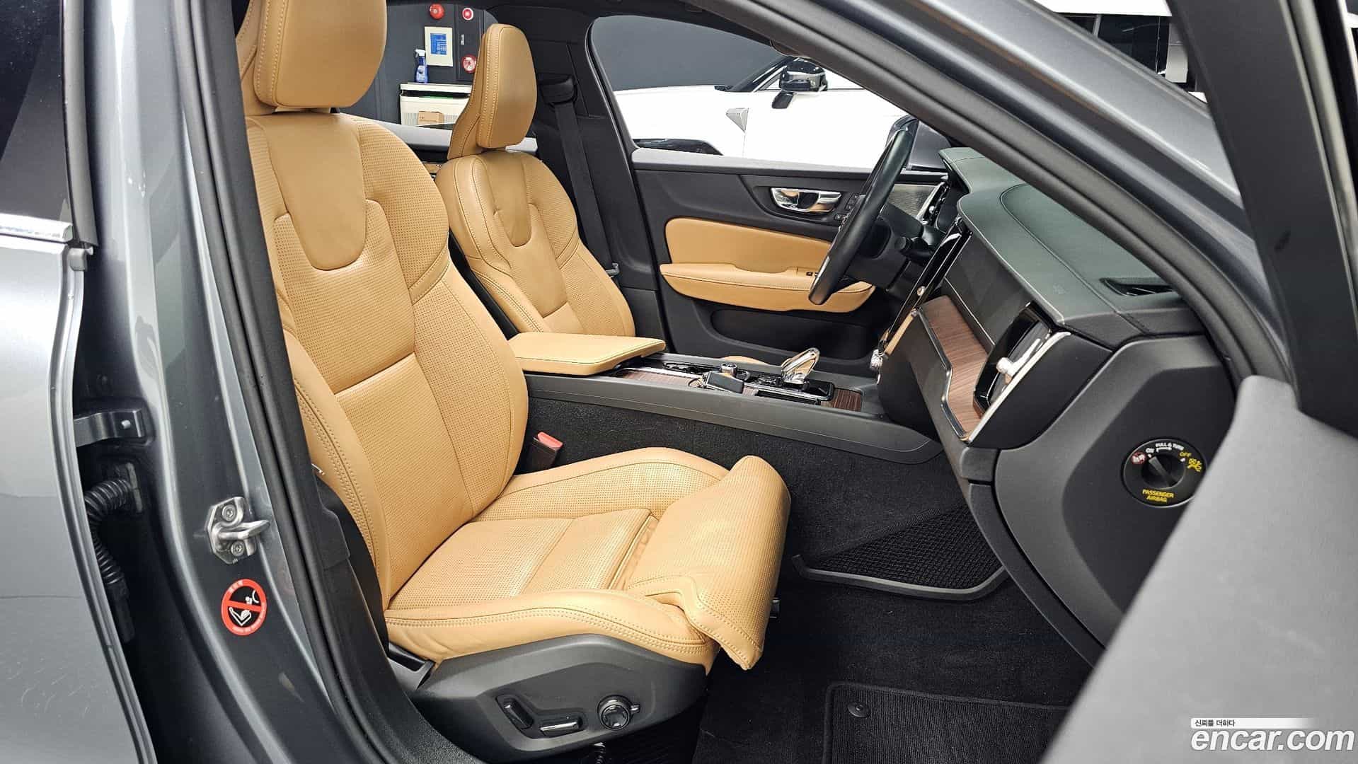 S60 Volvo 2020.10-INNER-036