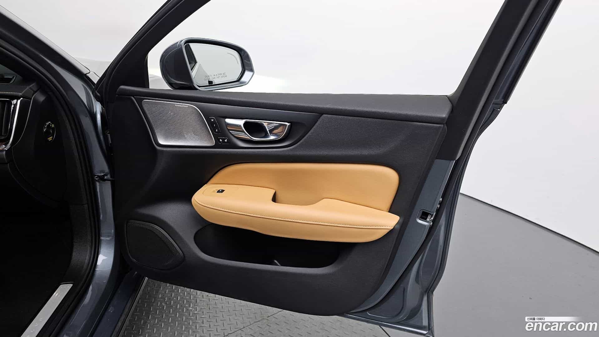 S60 Volvo 2020.10-OPTION-040