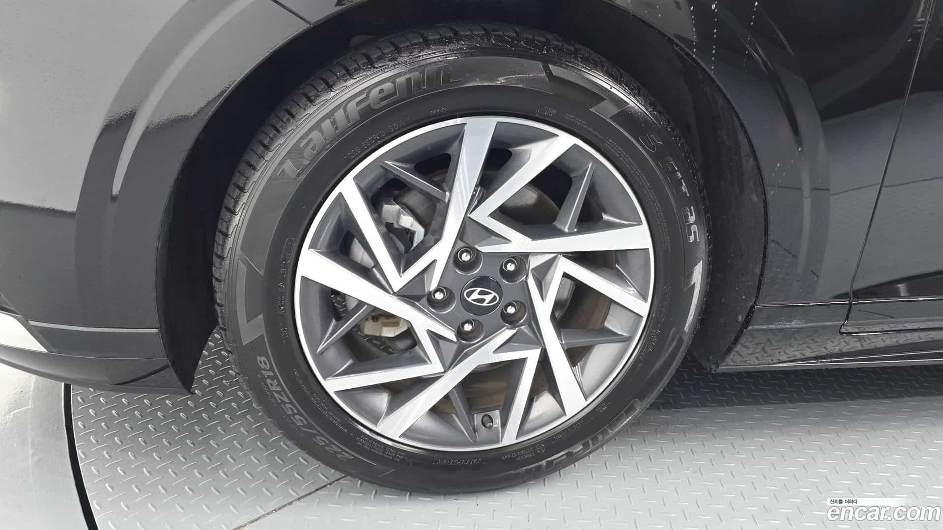 Grandeur Hyundai 2023.11-OUTER-005