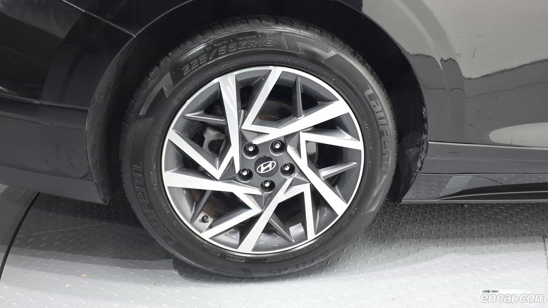 Grandeur Hyundai 2023.11-OUTER-031