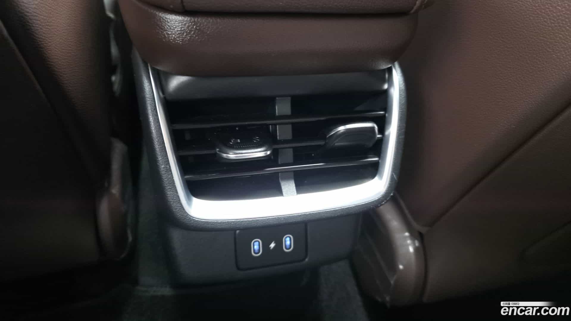 Grandeur Hyundai 2023.11-OPTION-046