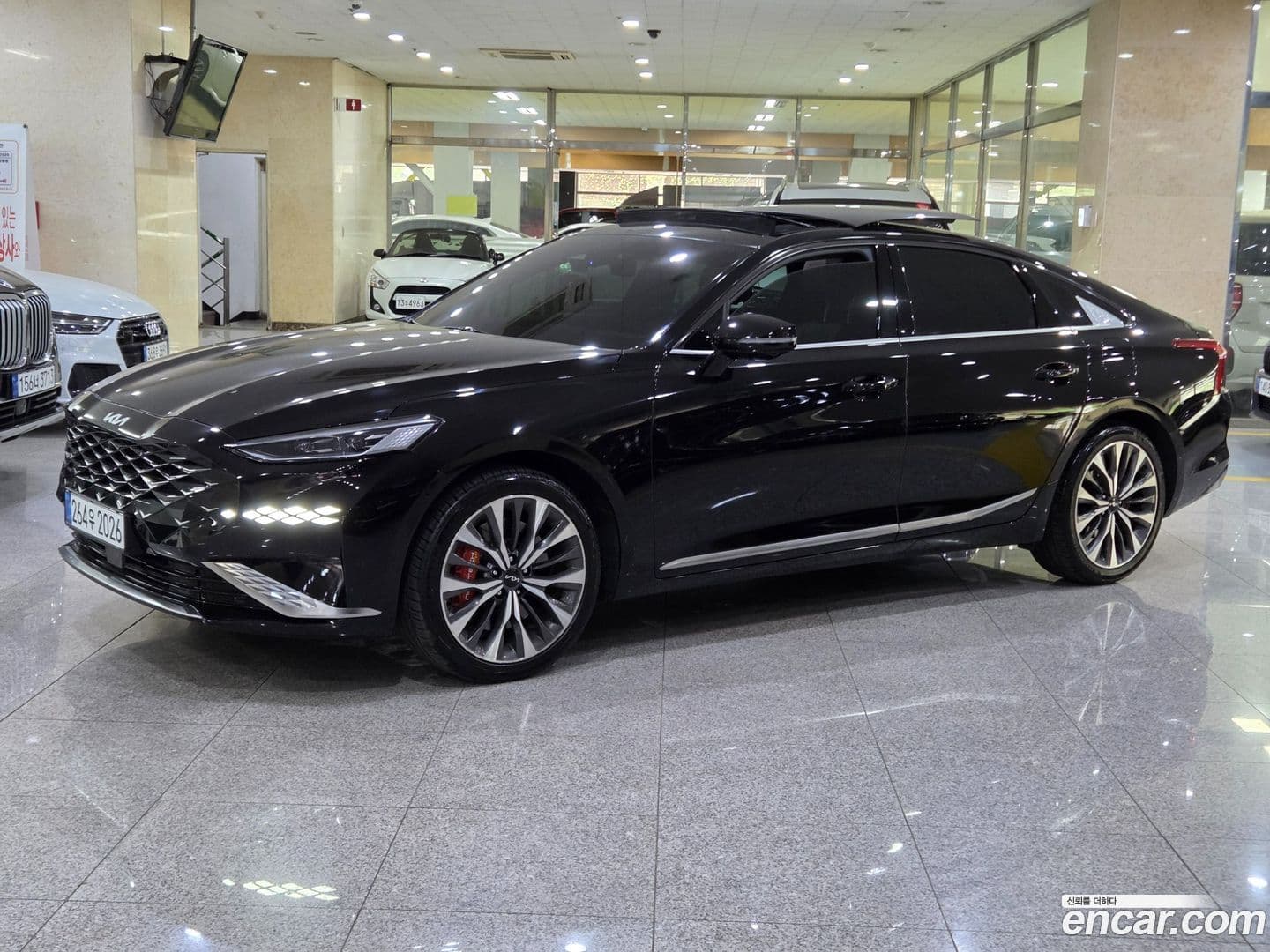 Main__Slider__Photo:K8 Kia 2023.0-0