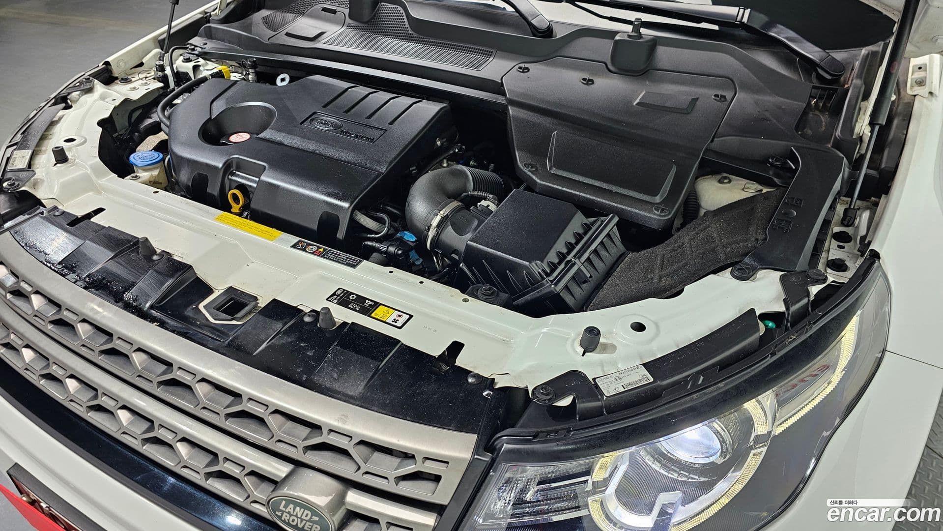 Main__Slider__Photo:Discovery Sport Land Rover 2018.11-5