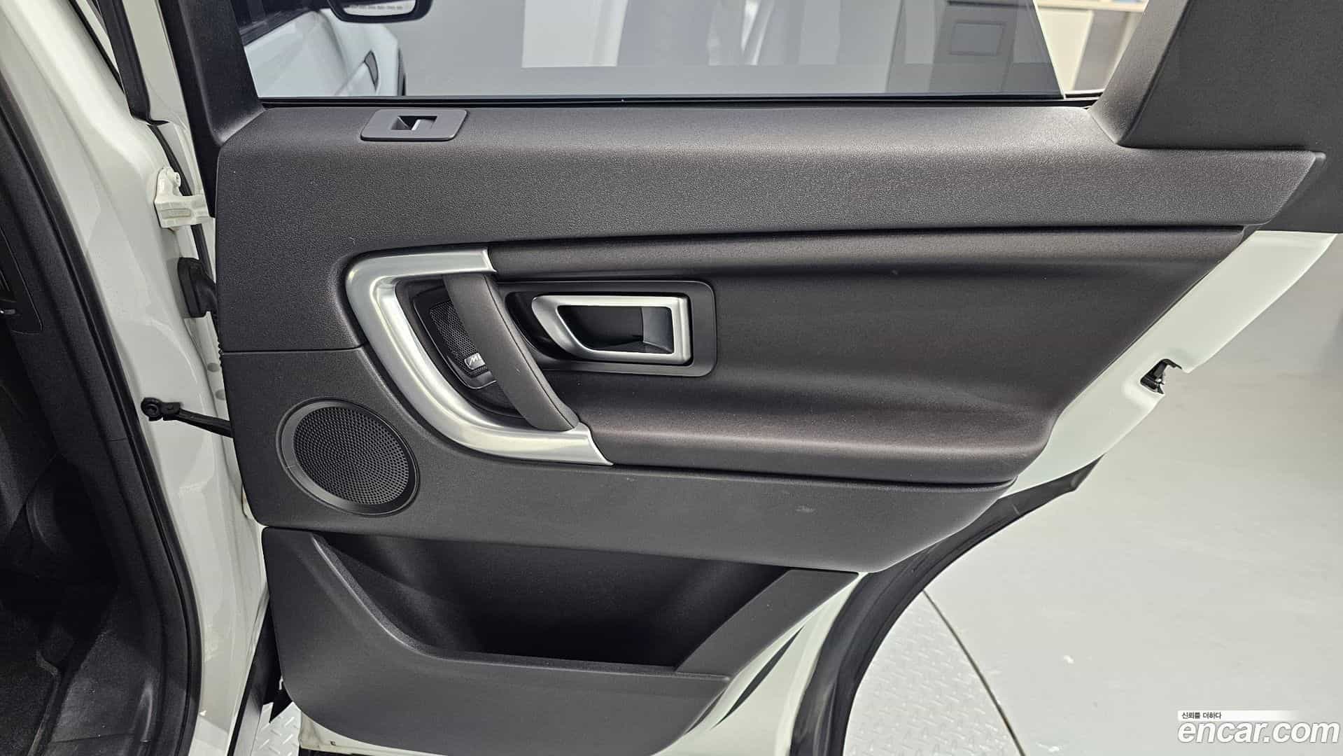 Discovery Sport Land Rover 2018.11-INNER-035