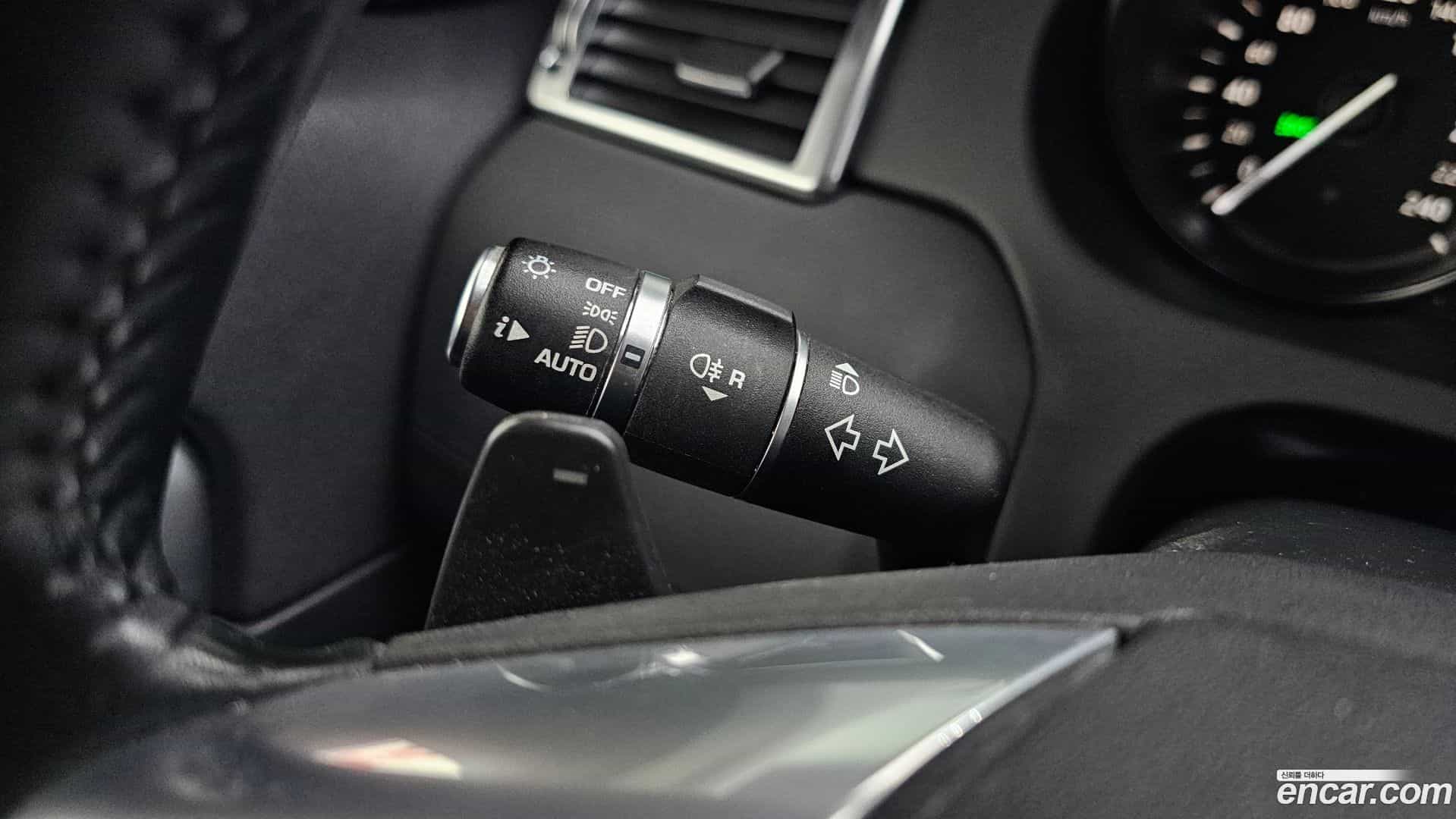 Discovery Sport Land Rover 2018.11-OPTION-042