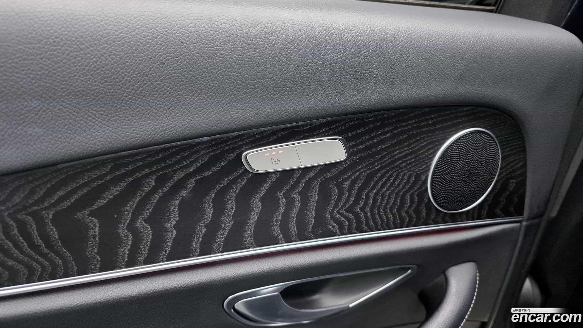 E-Class Mercedes-Benz 2023.11-OPTION-023