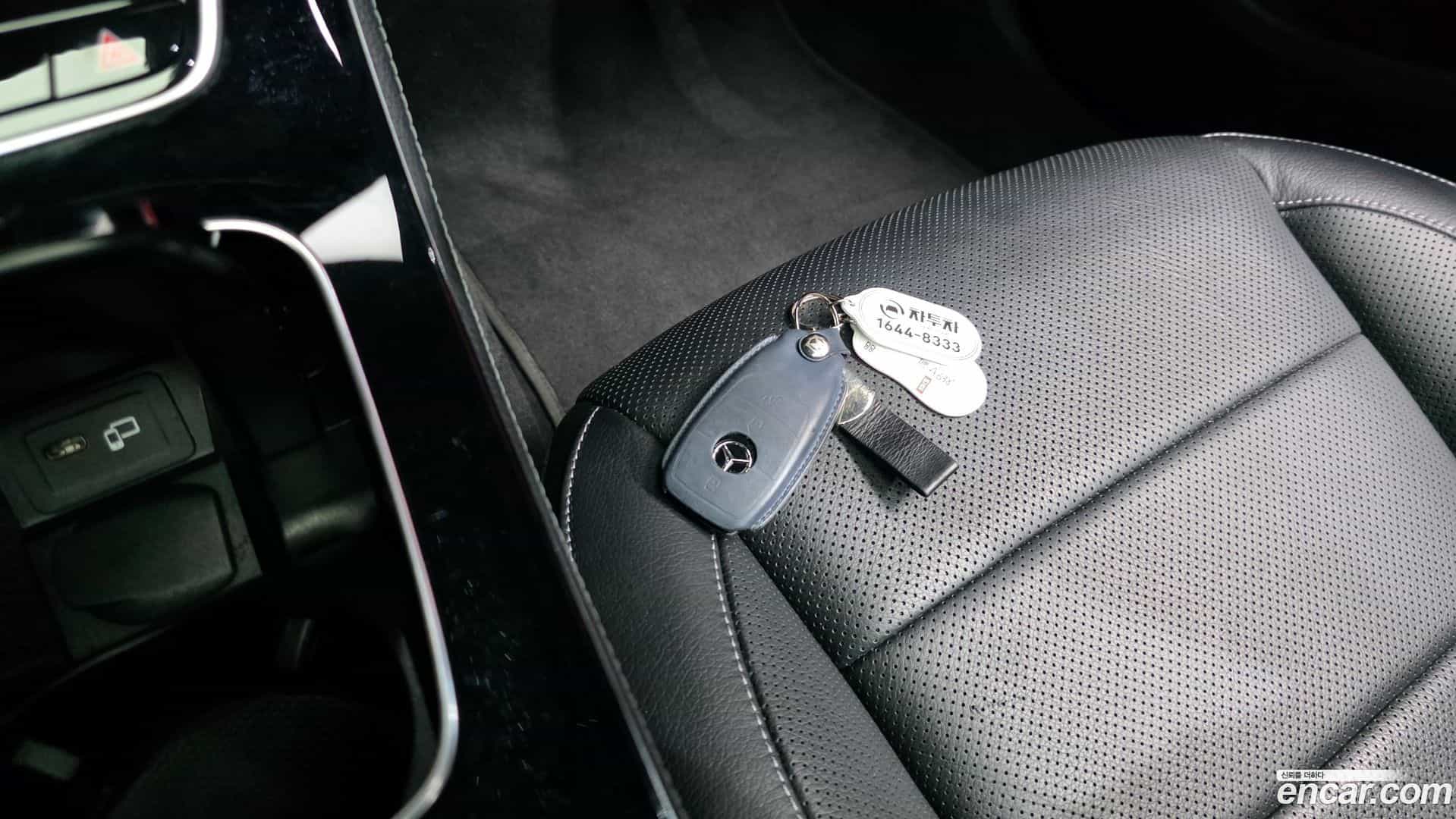 E-Class Mercedes-Benz 2023.11-OPTION-041