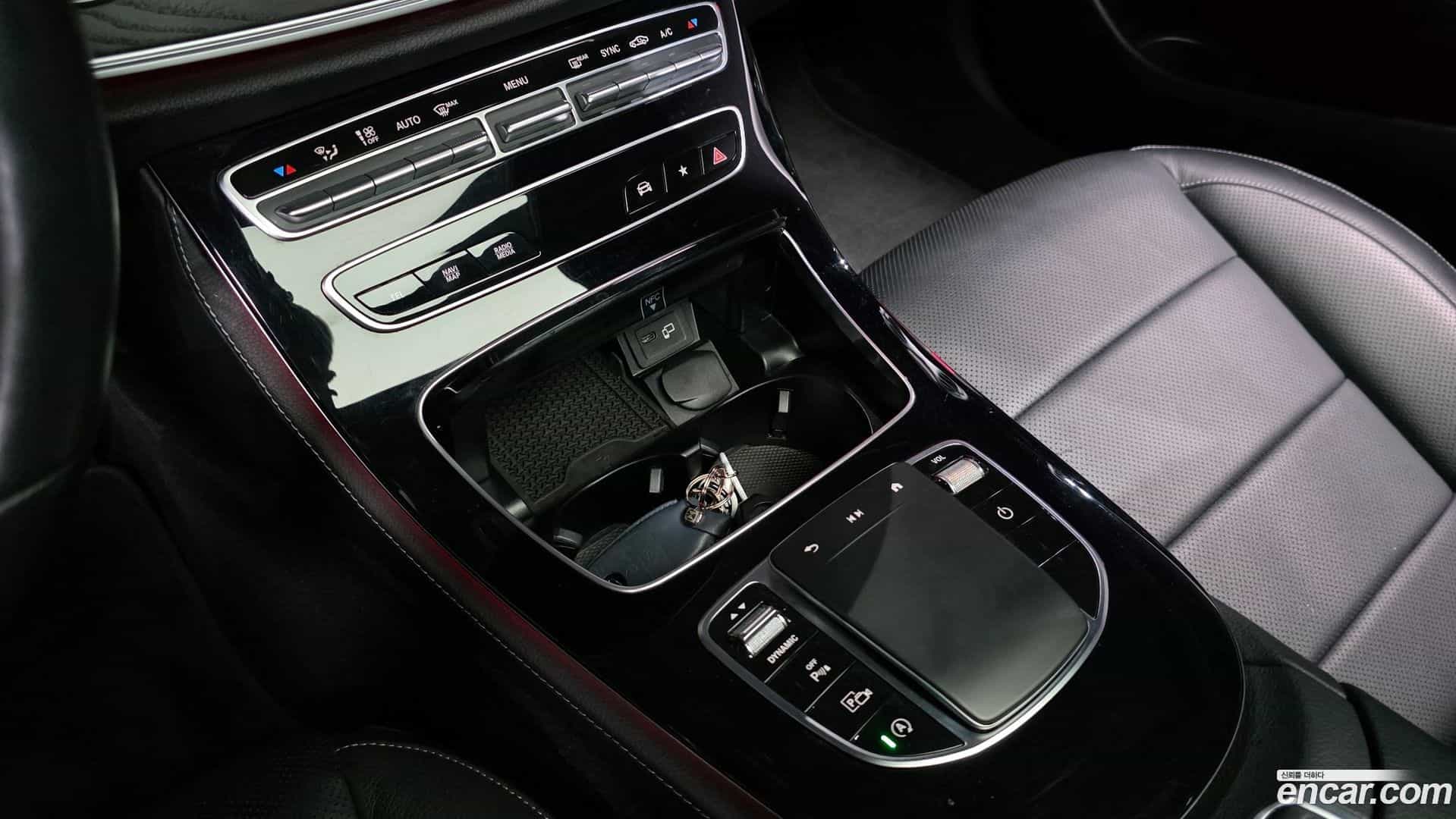 E-Class Mercedes-Benz 2023.11-OPTION-042