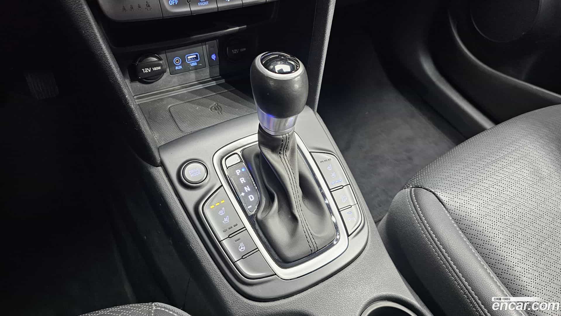 Kona Hyundai 2017.10-INNER-009