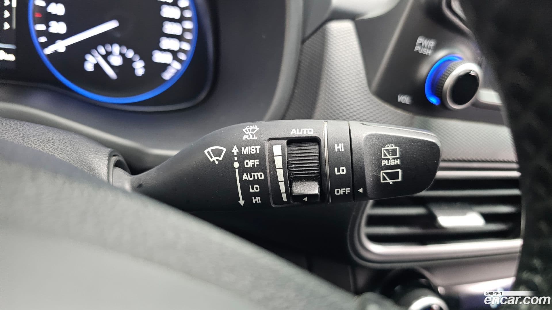Main__Slider__Photo:Kona Hyundai 2017.10-26