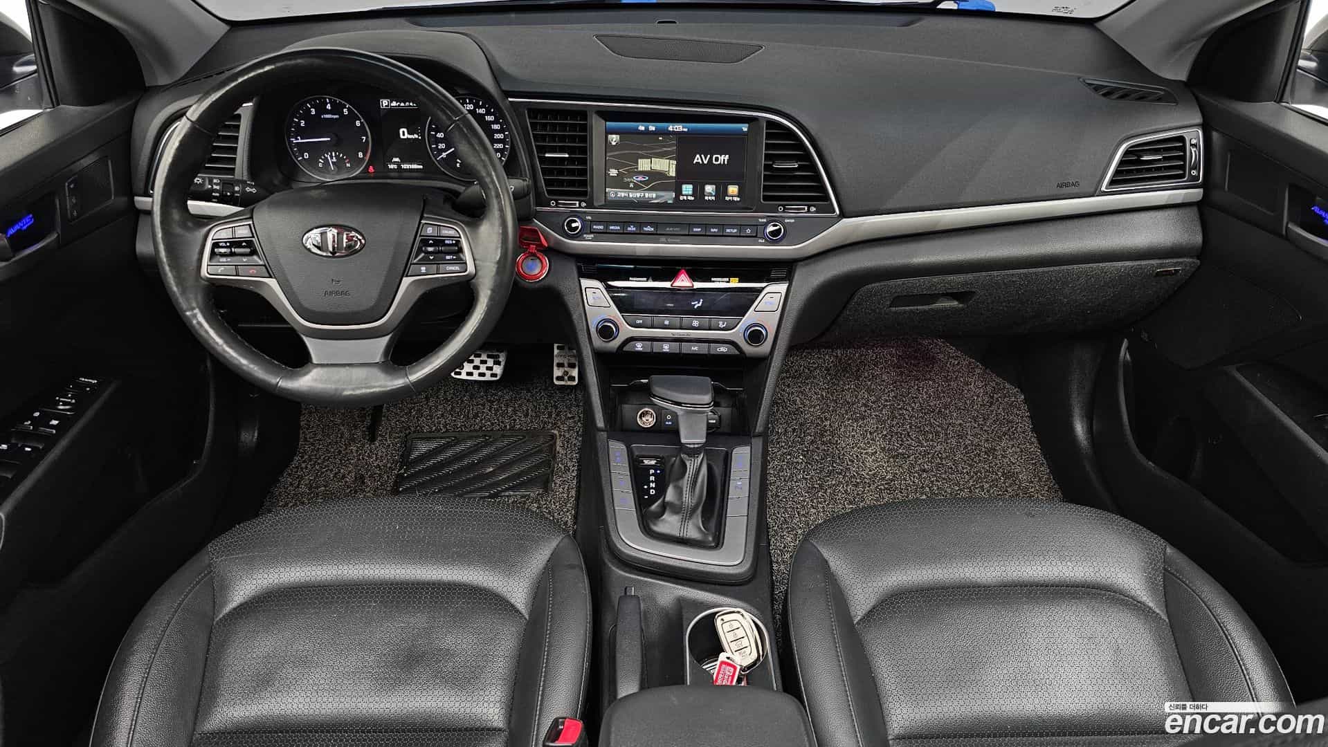 AVANTE Hyundai 2017.10-INNER-007