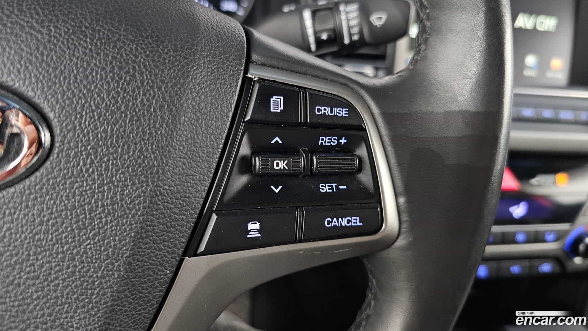 AVANTE Hyundai 2017.10-OPTION-020