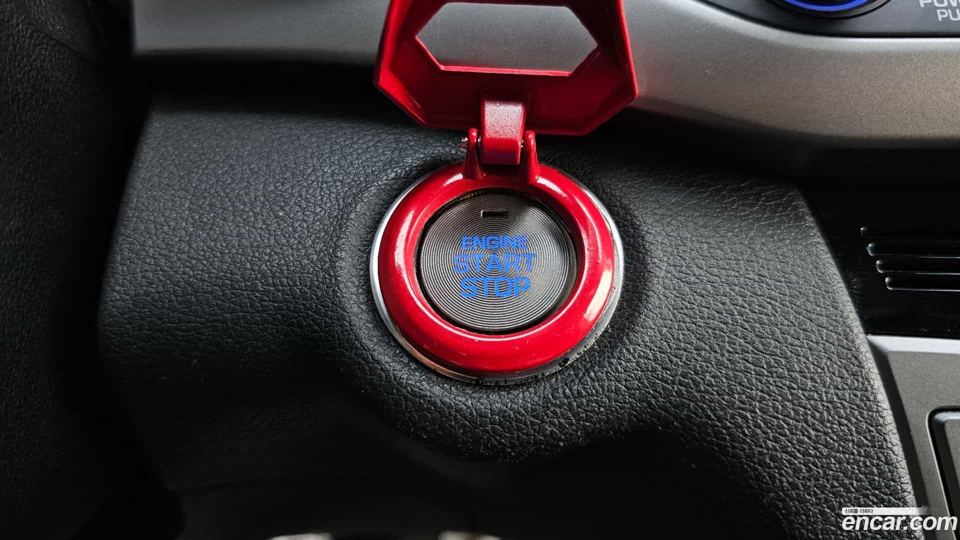 AVANTE Hyundai 2017.10-OPTION-042