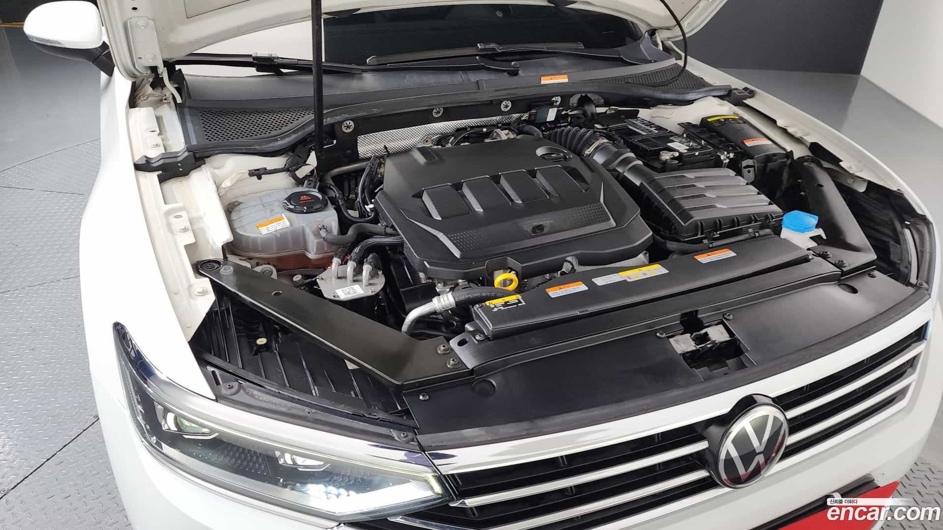 Passat Volkswagen 2022.6-OUTER-006