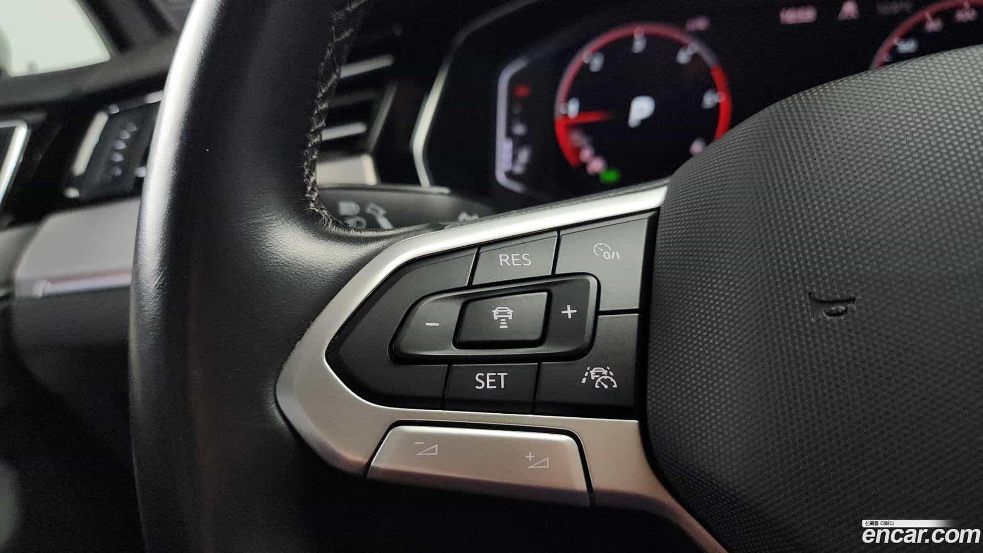 Passat Volkswagen 2022.6-OPTION-020
