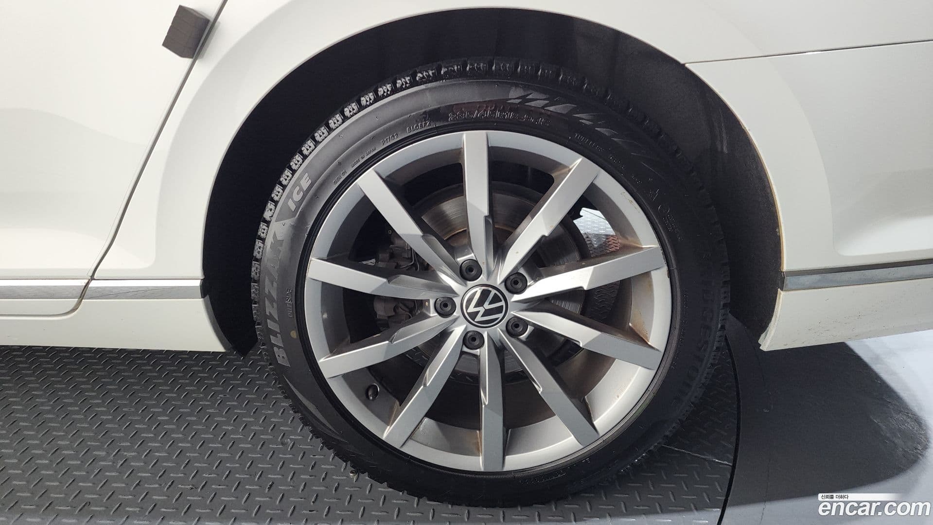 Main__Slider__Photo:Passat Volkswagen 2022.6-20