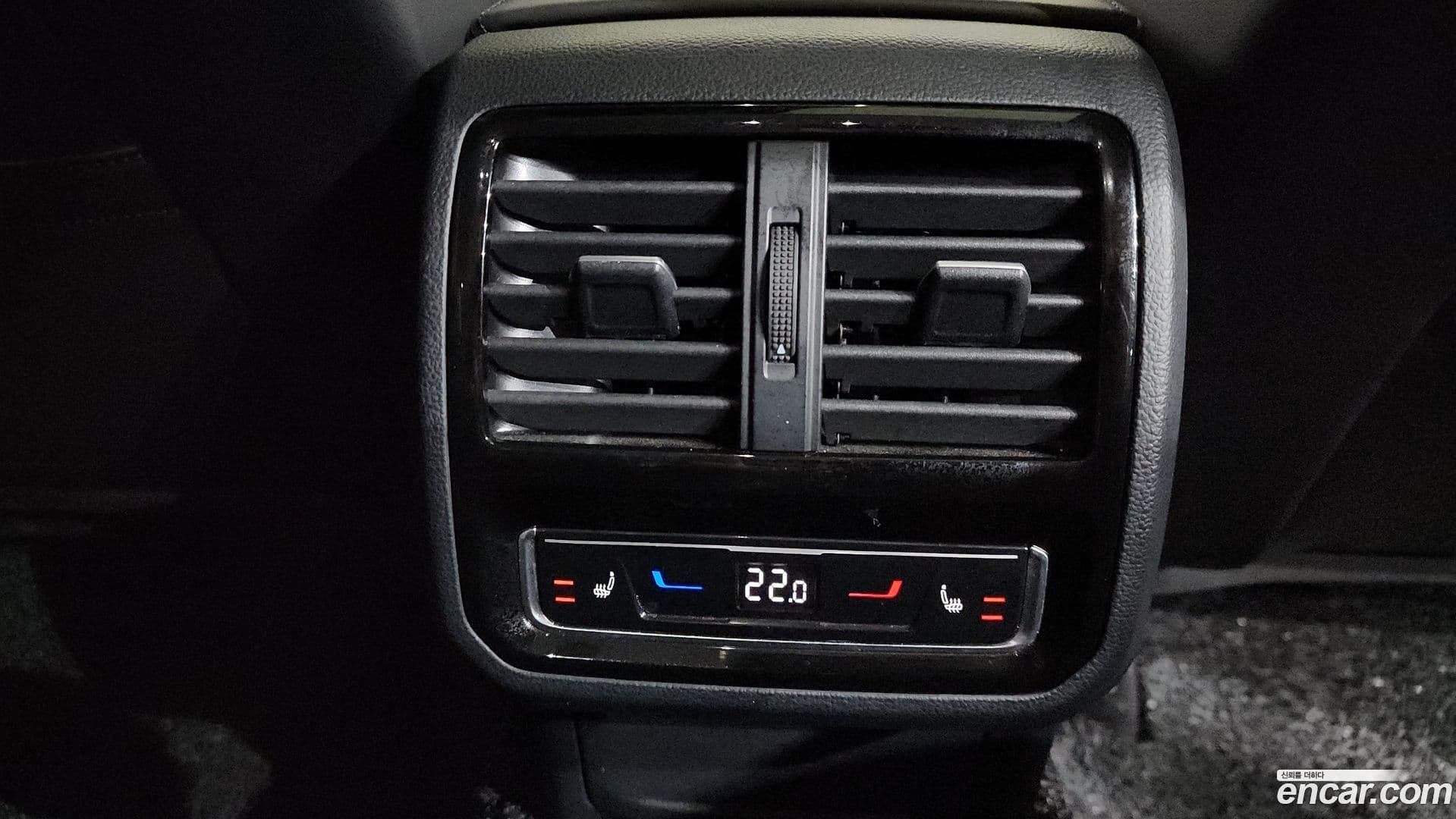 Main__Slider__Photo:Passat Volkswagen 2022.6-32