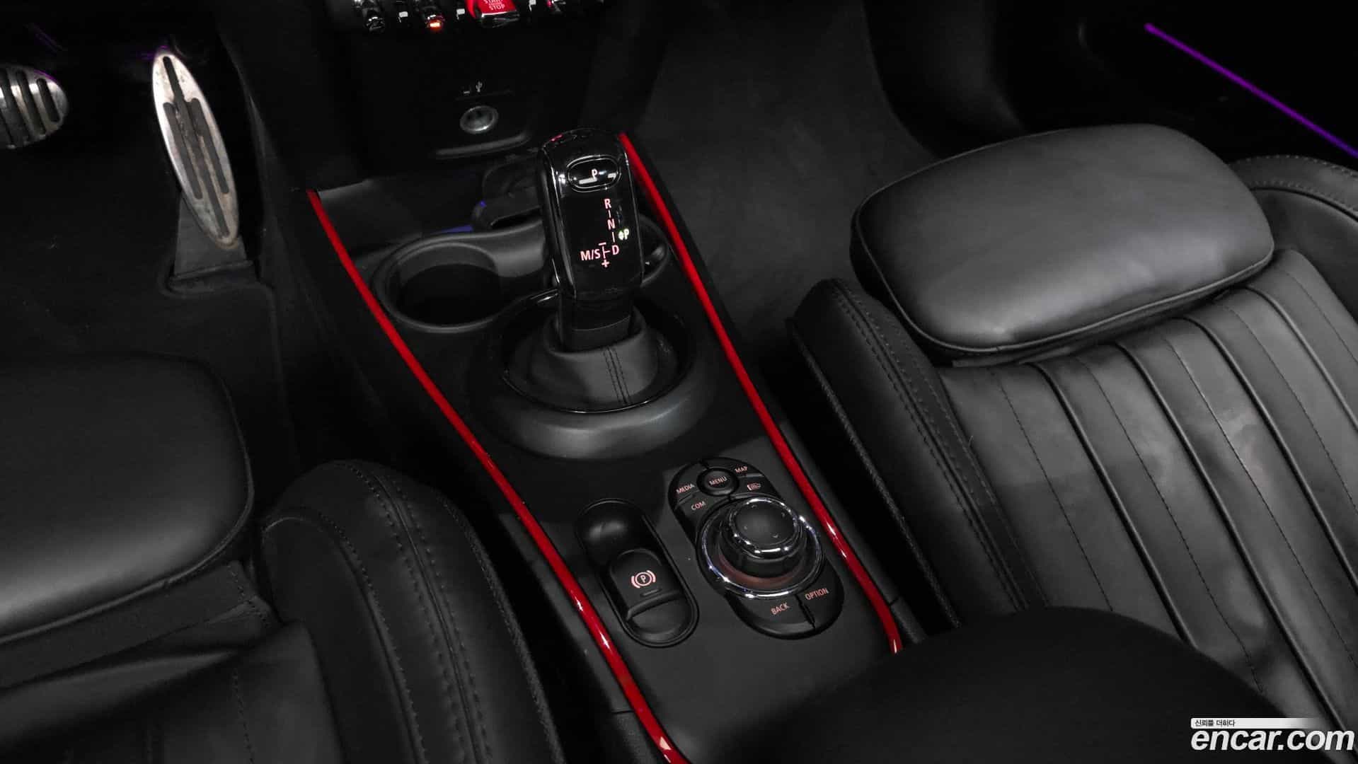 Countryman Mini 2022.7-INNER-009