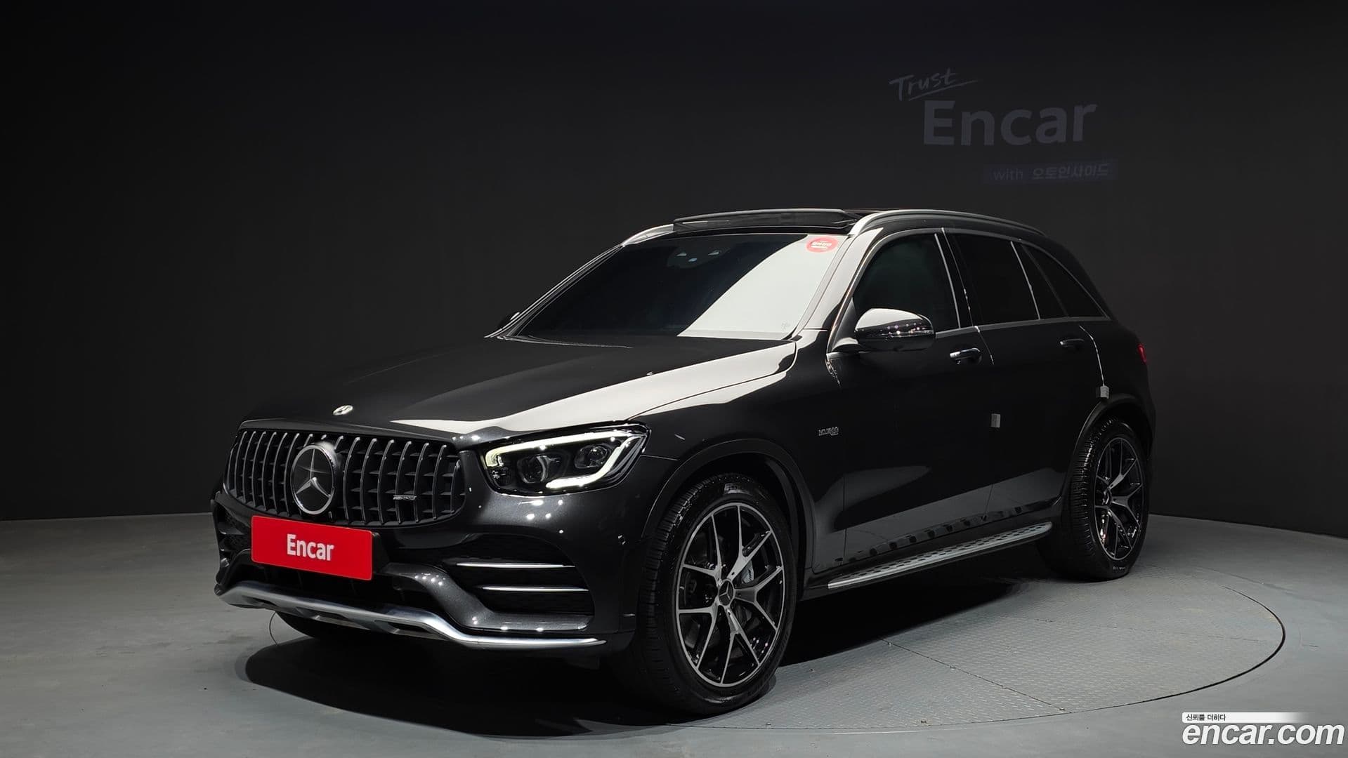 Main__Slider__Photo:GLC-Class Mercedes-Benz 2022.2-0