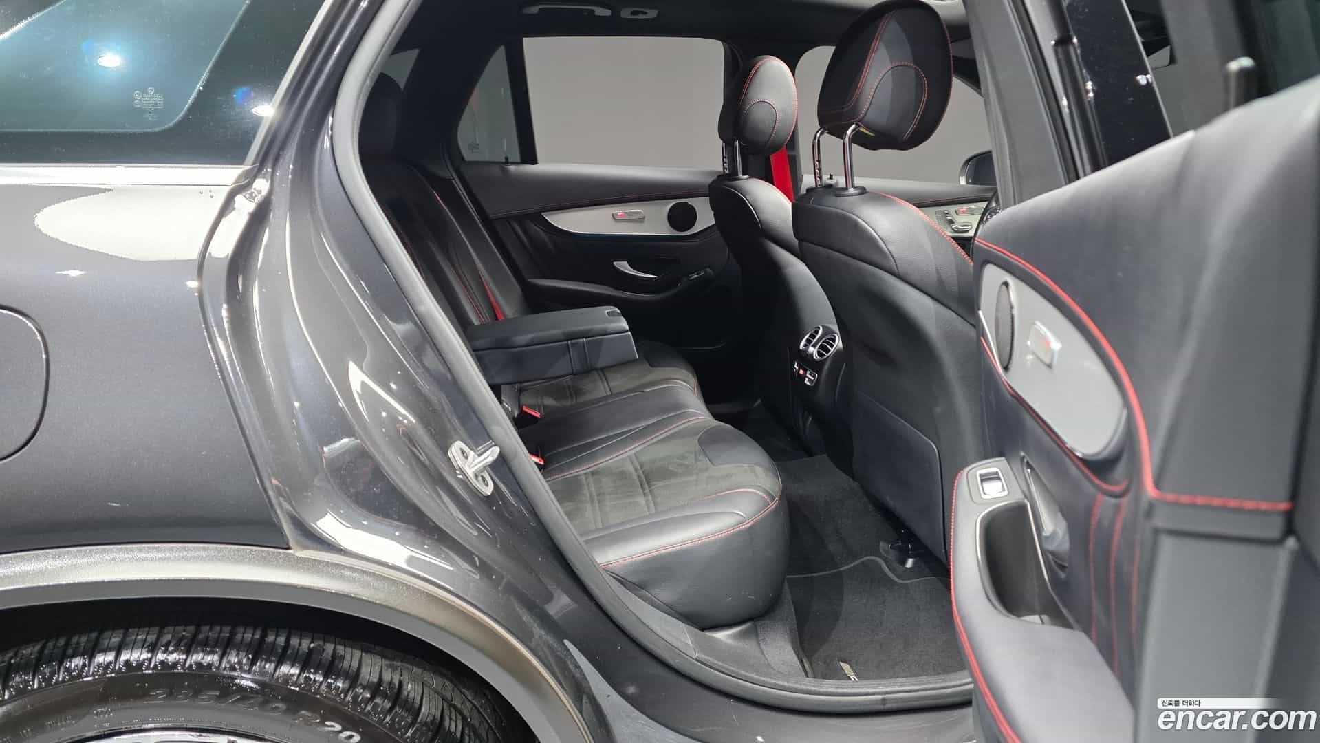 GLC-Class Mercedes-Benz 2022.2-OPTION-016