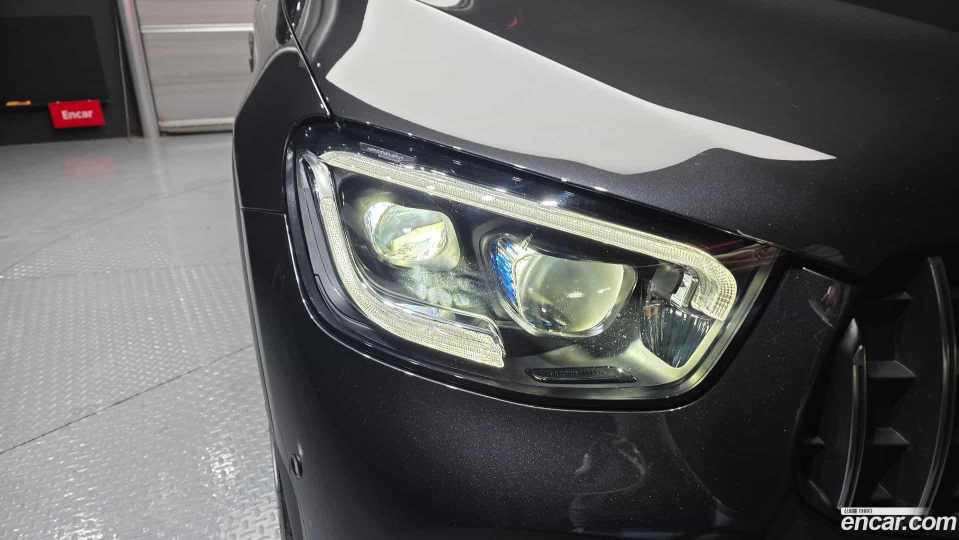 GLC-Class Mercedes-Benz 2022.2-OUTER-032