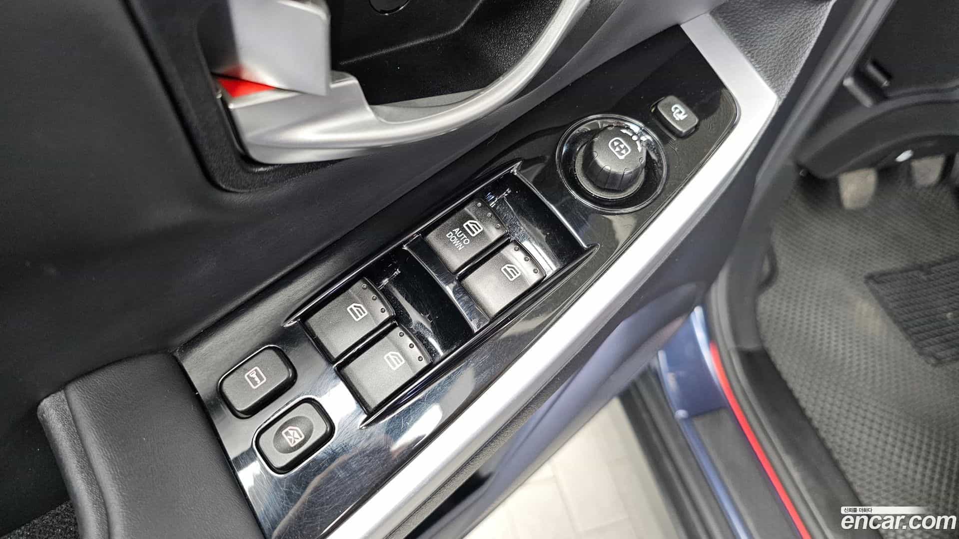 KORANDO KG Mobility 2014.1-OPTION-023