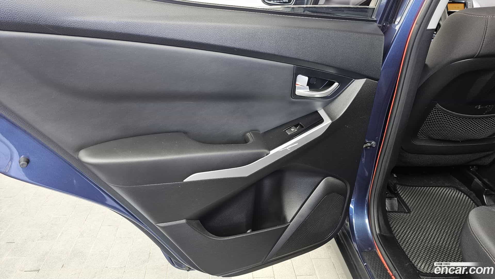 KORANDO KG Mobility 2014.1-INNER-035
