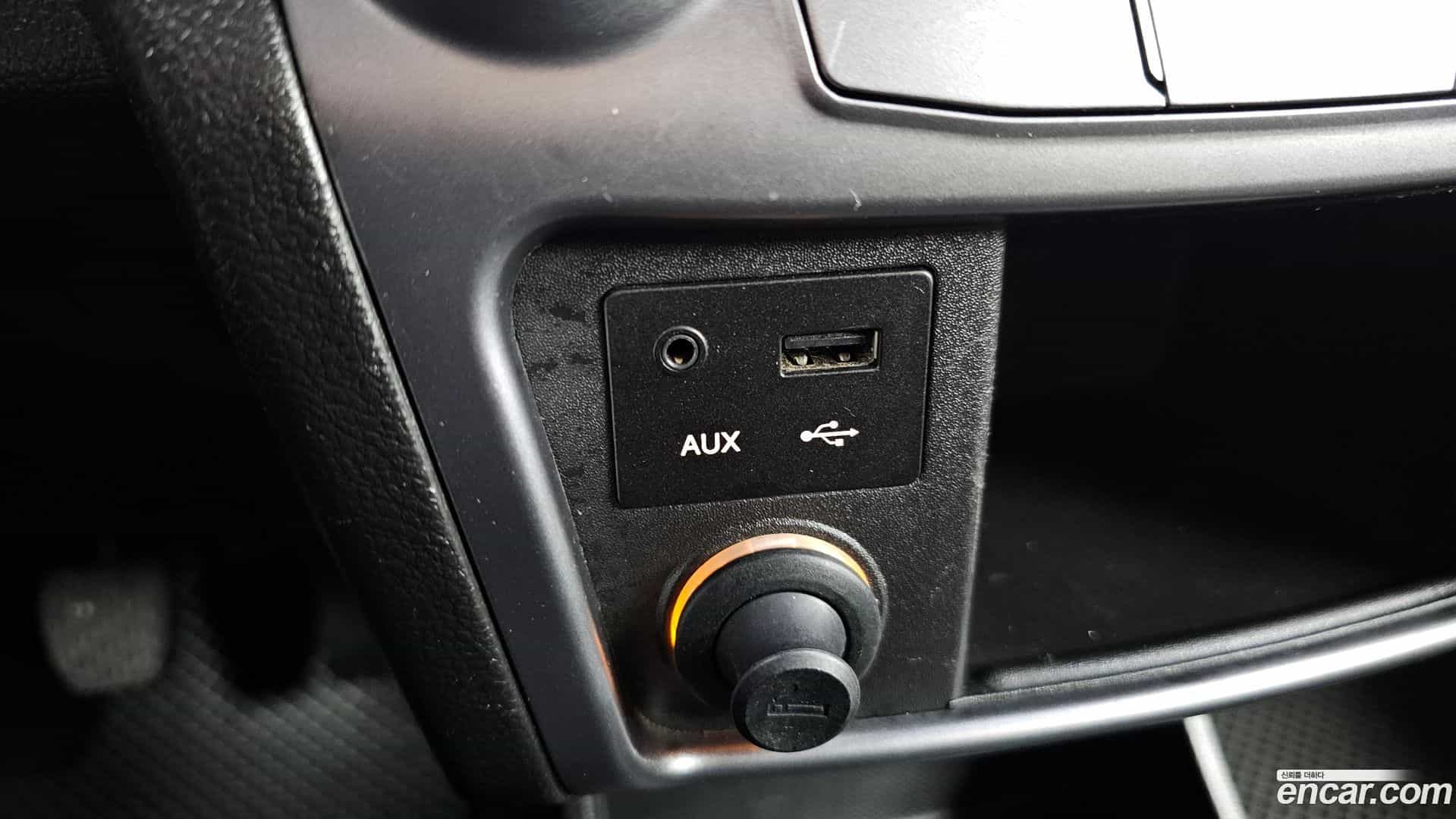 KORANDO KG Mobility 2014.1-INNER-036