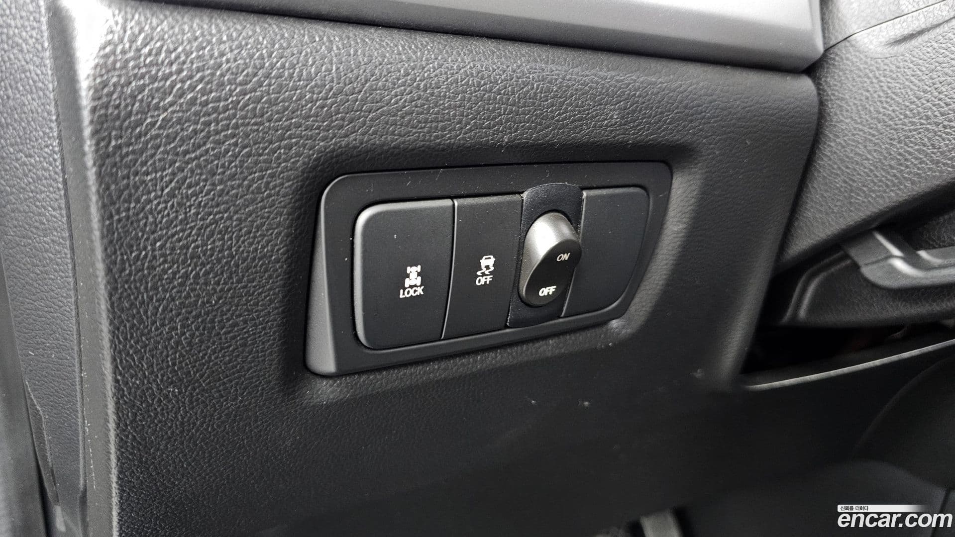 Main__Slider__Photo:KORANDO KG Mobility 2014.1-27