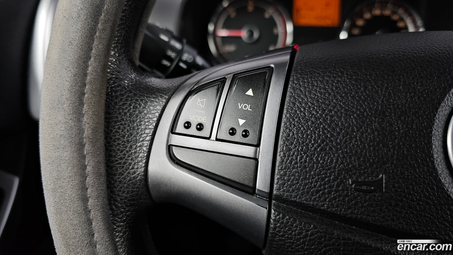 Main__Slider__Photo:KORANDO KG Mobility 2014.1-28