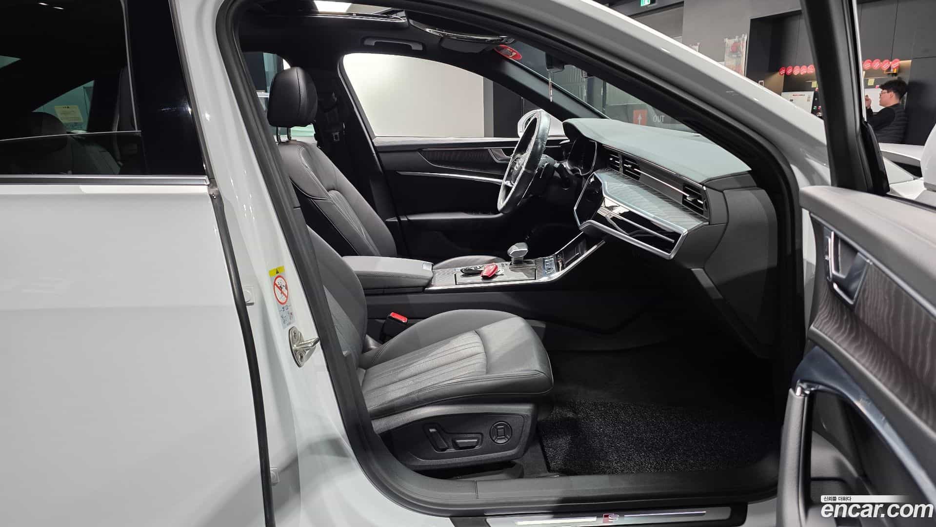 A6 Audi 2021.10-OPTION-016