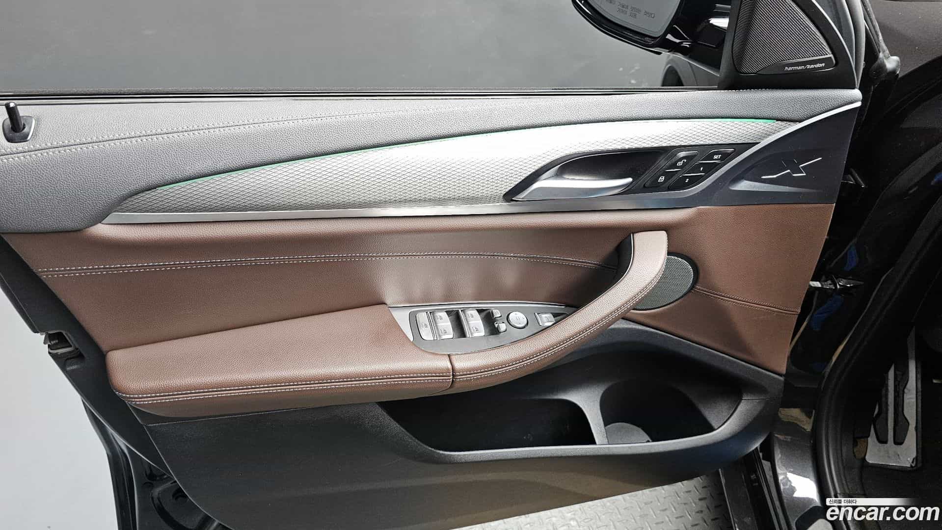 X4 BMW 2020.3-INNER-034