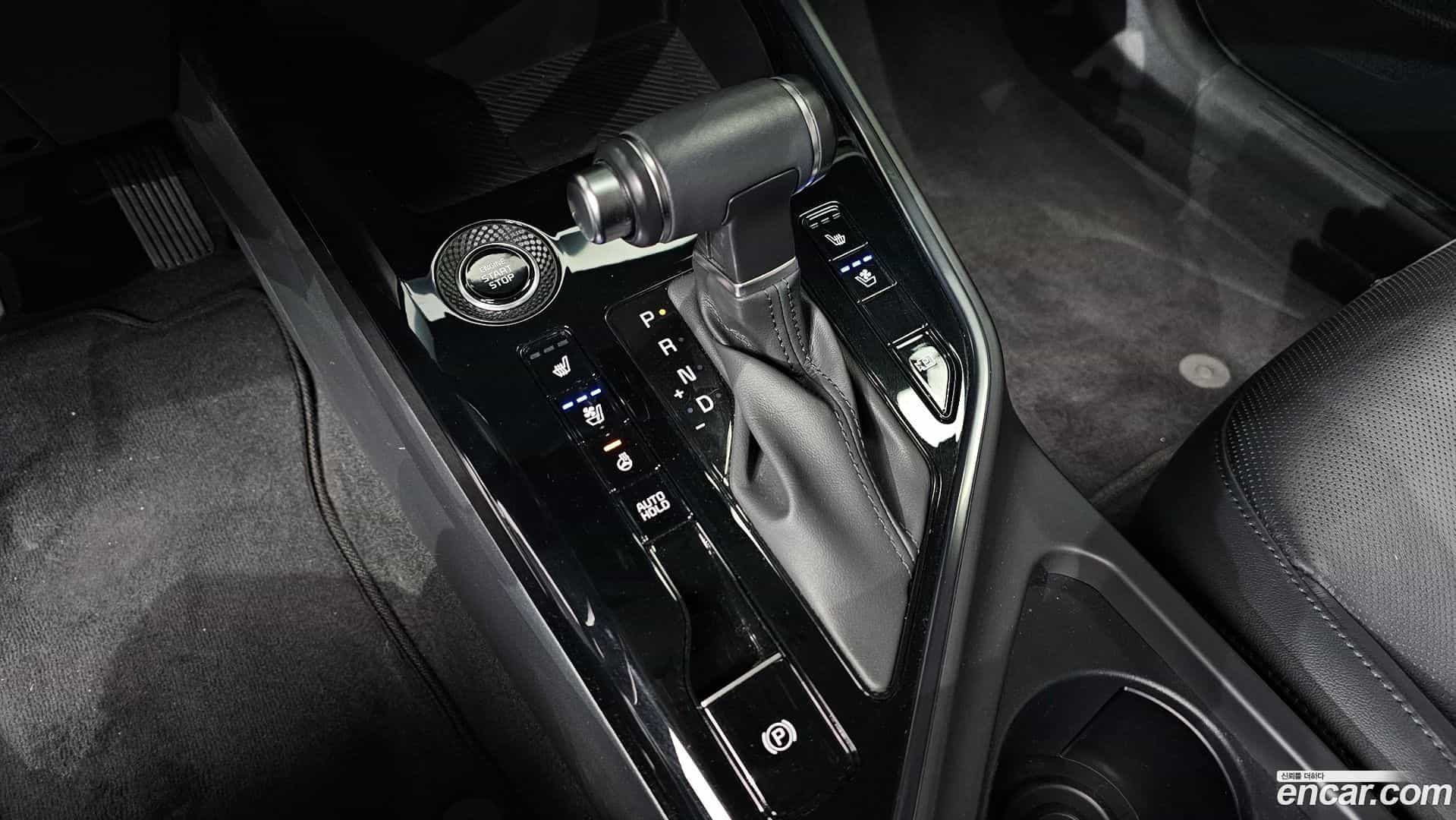 Niro Kia 2022.2-INNER-009
