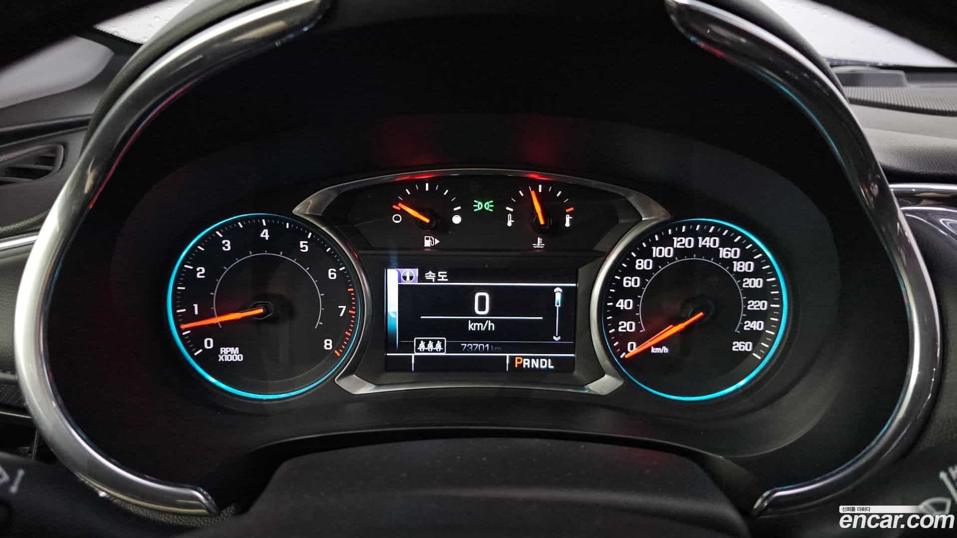 Malibu Chevrolet 2017.4-INNER-008