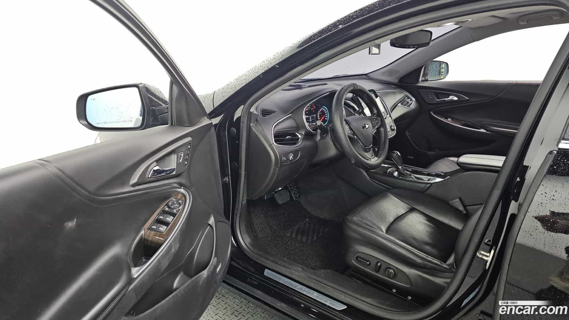 Malibu Chevrolet 2017.4-INNER-010
