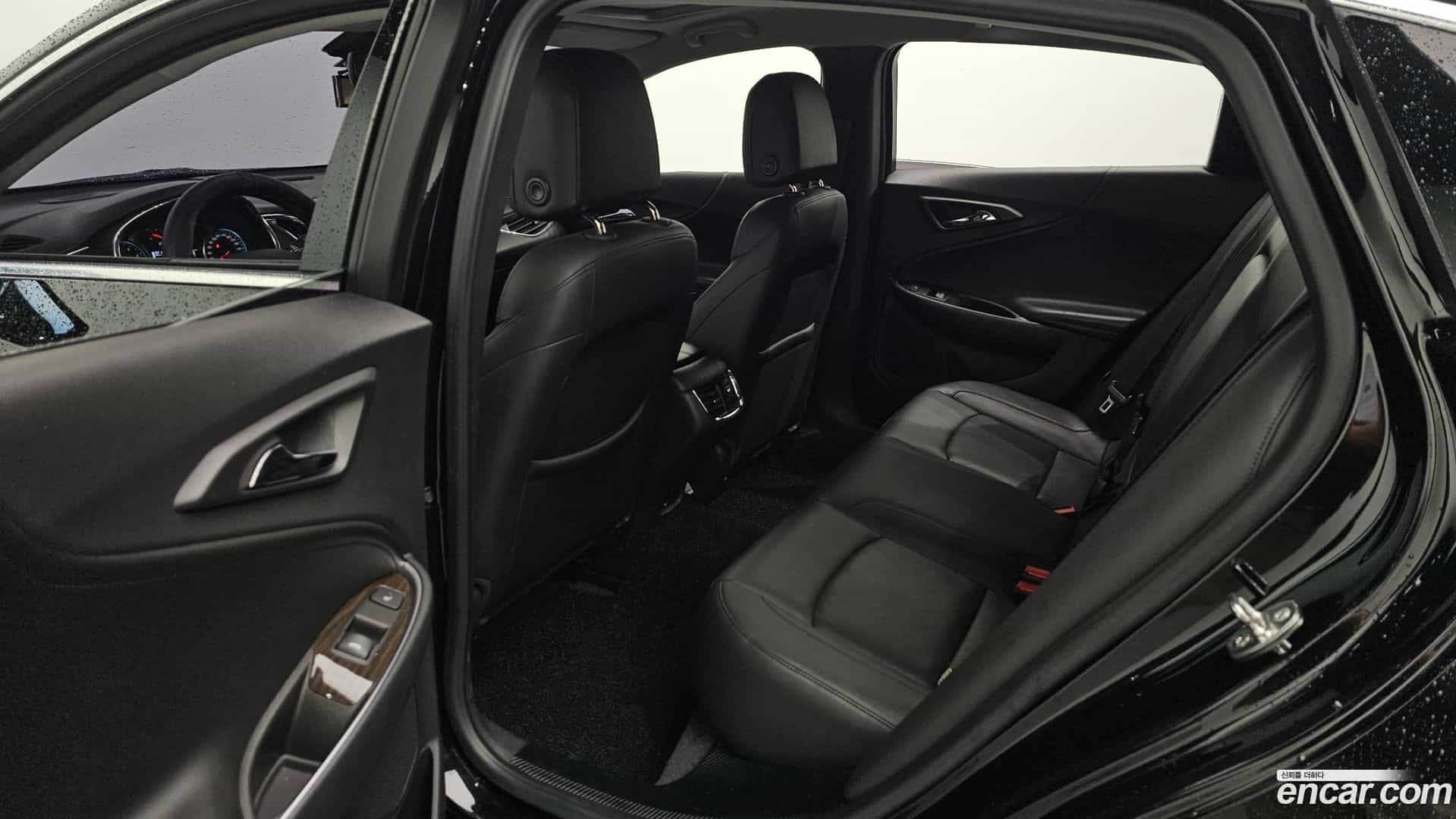 Malibu Chevrolet 2017.4-OPTION-015