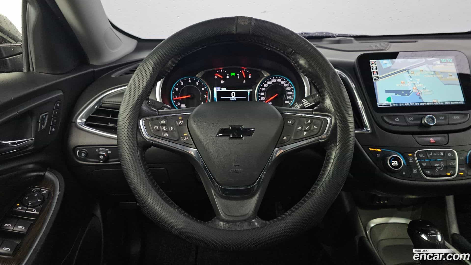 Malibu Chevrolet 2017.4-OPTION-016