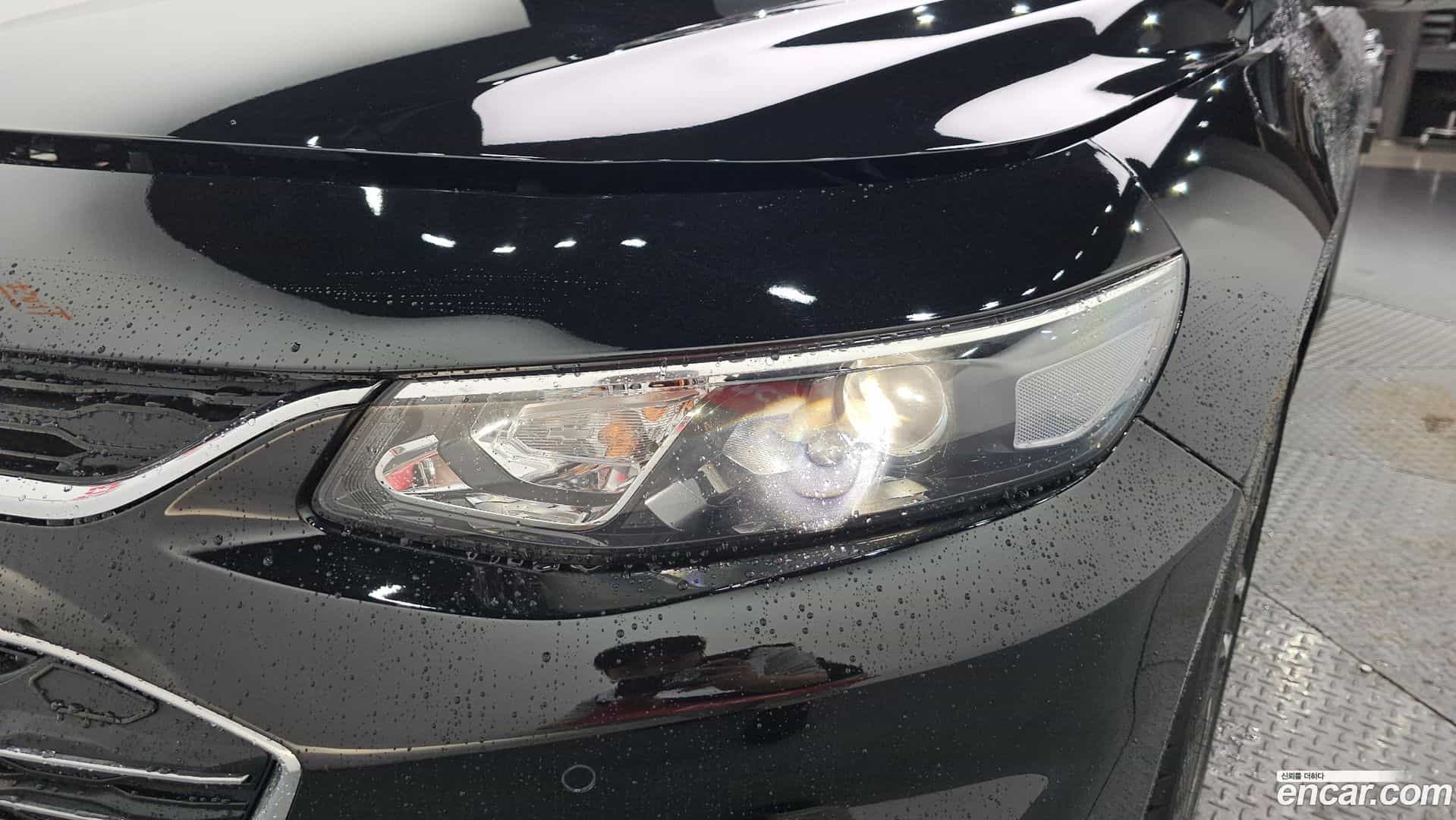 Malibu Chevrolet 2017.4-OUTER-032