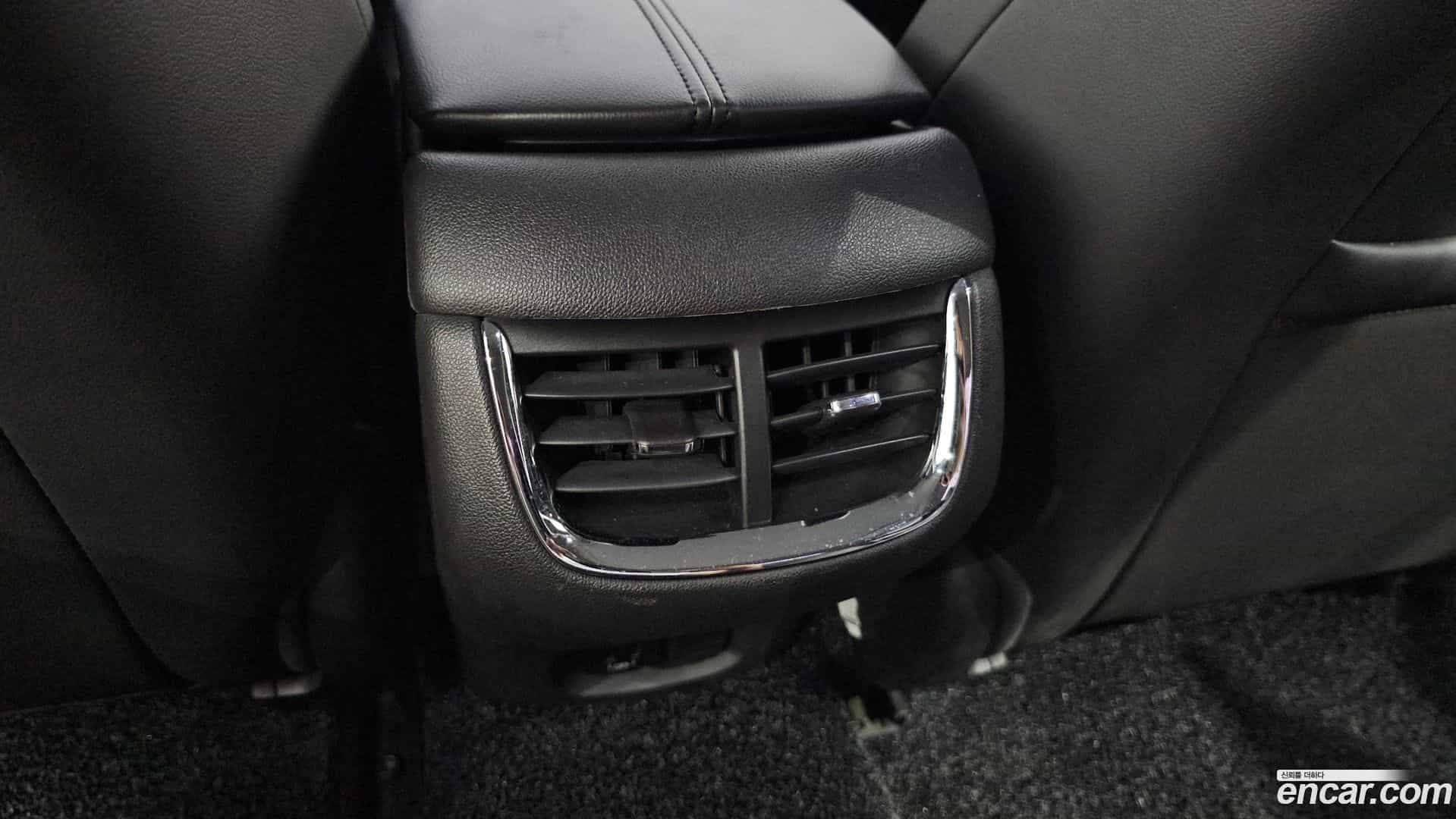 Malibu Chevrolet 2017.4-OPTION-044