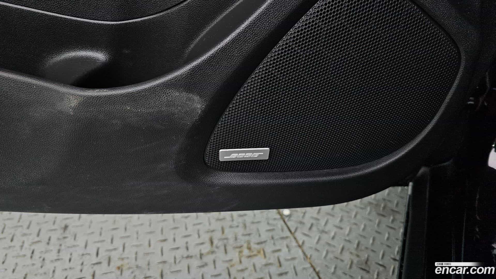 Malibu Chevrolet 2017.4-OPTION-045