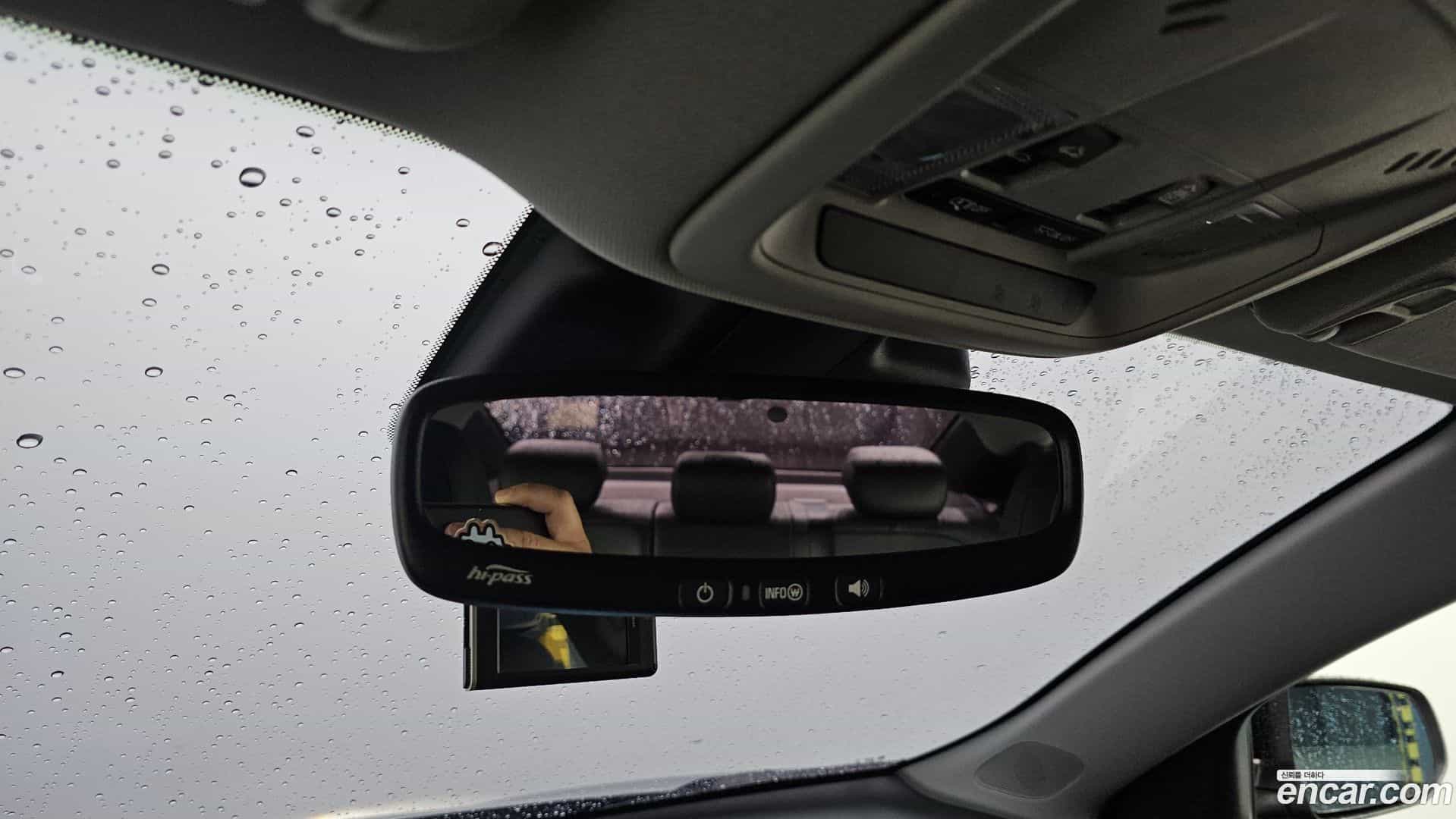 Malibu Chevrolet 2017.4-OPTION-048