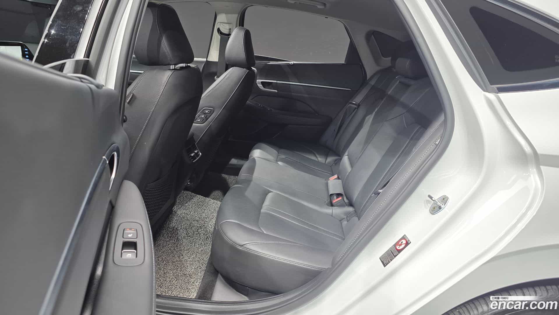 Sonata Hyundai 2022.6-OPTION-016