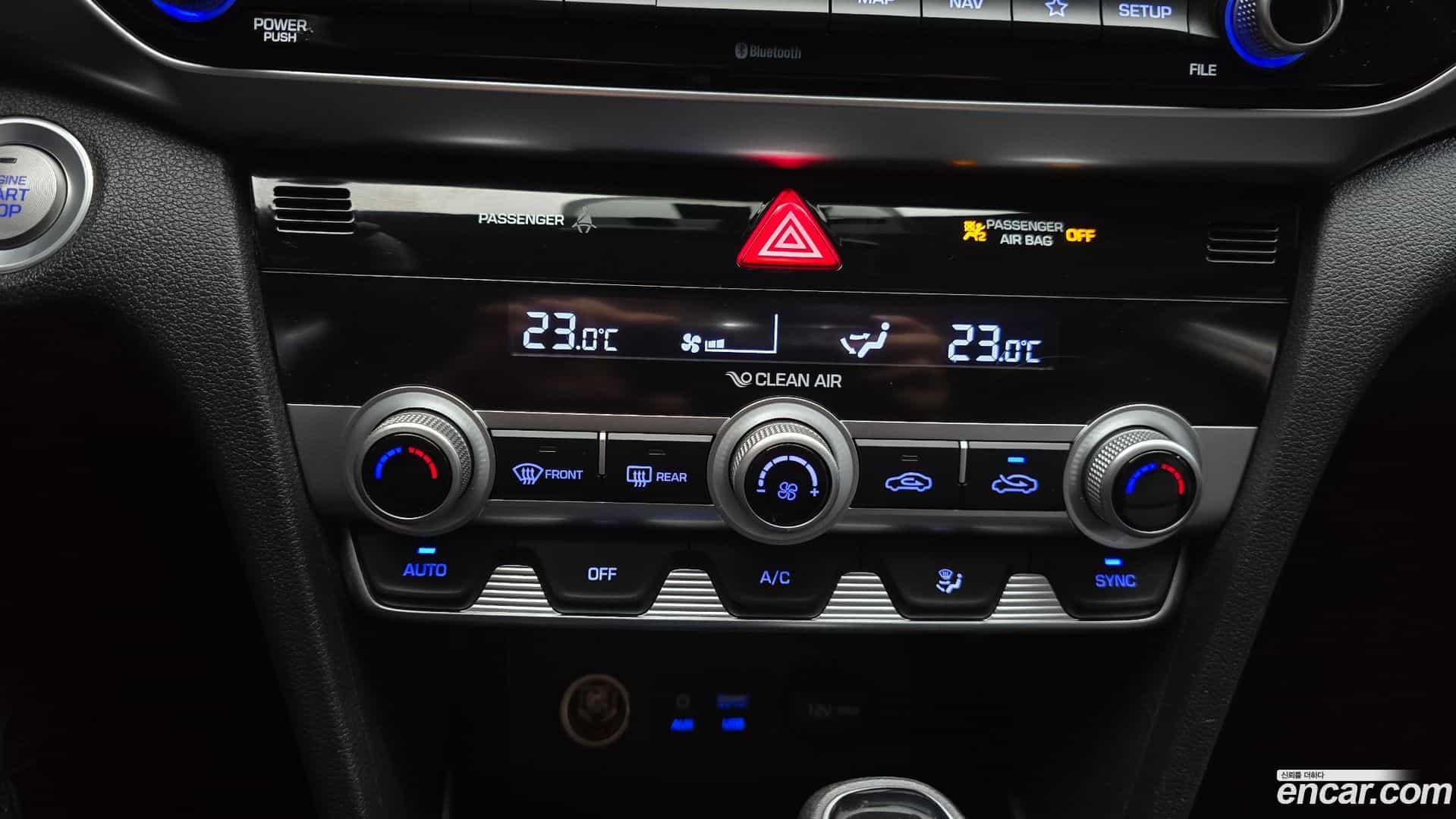 AVANTE Hyundai 2018.11-OPTION-022