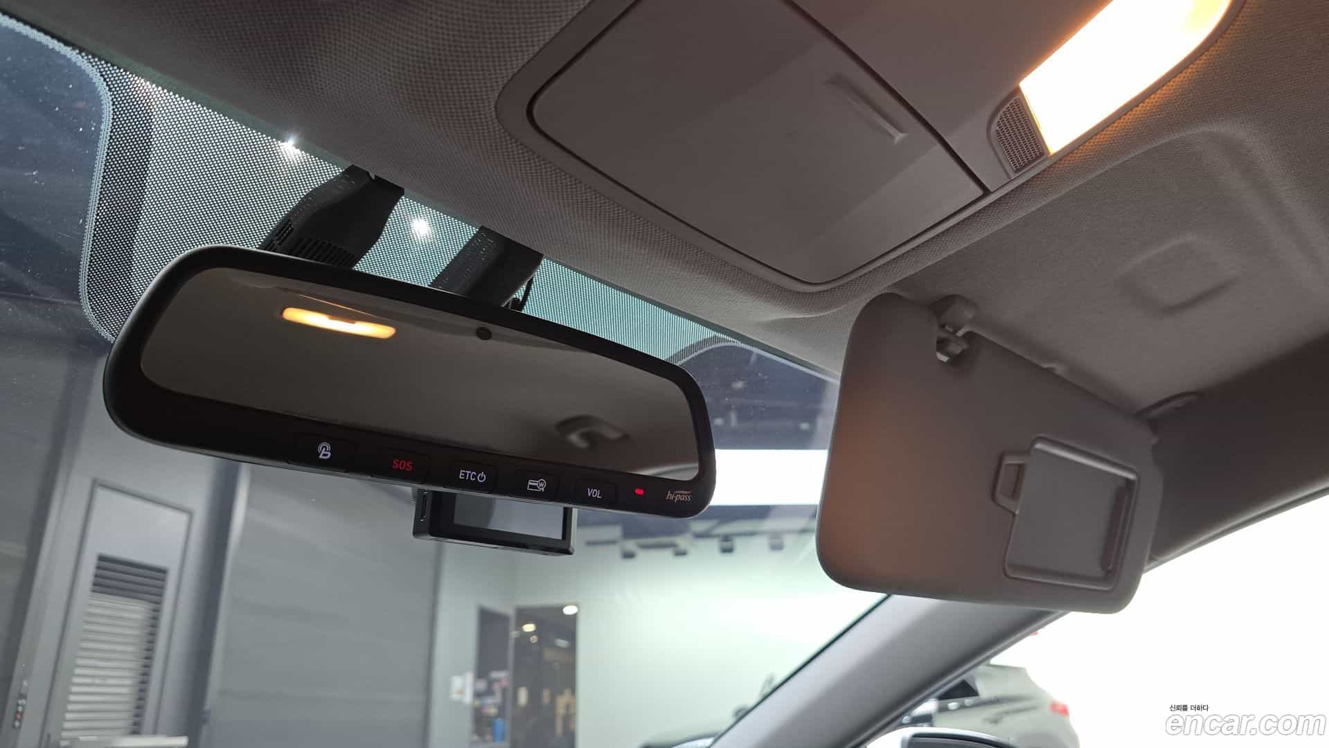 AVANTE Hyundai 2018.11-OPTION-023