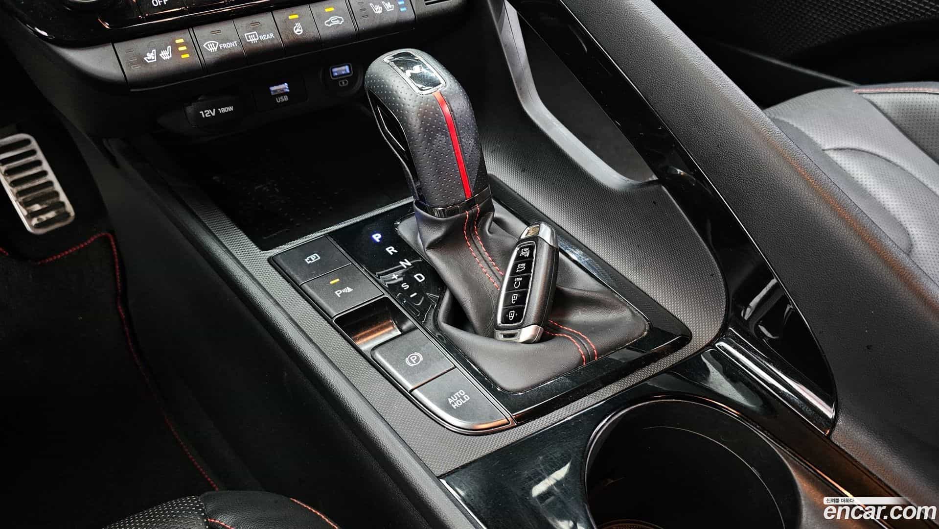 AVANTE Hyundai 2020.11-INNER-009