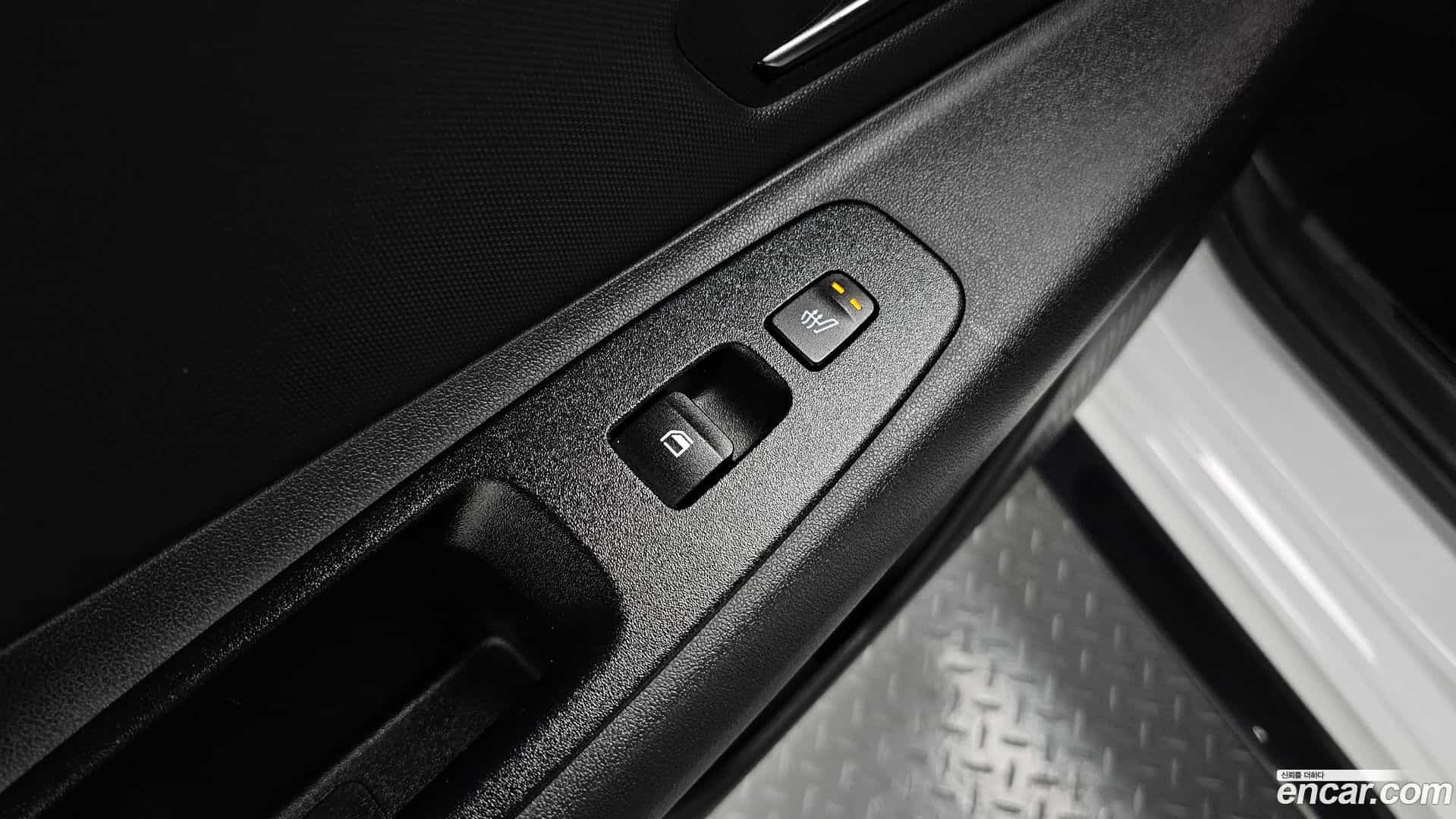 AVANTE Hyundai 2020.11-OPTION-021