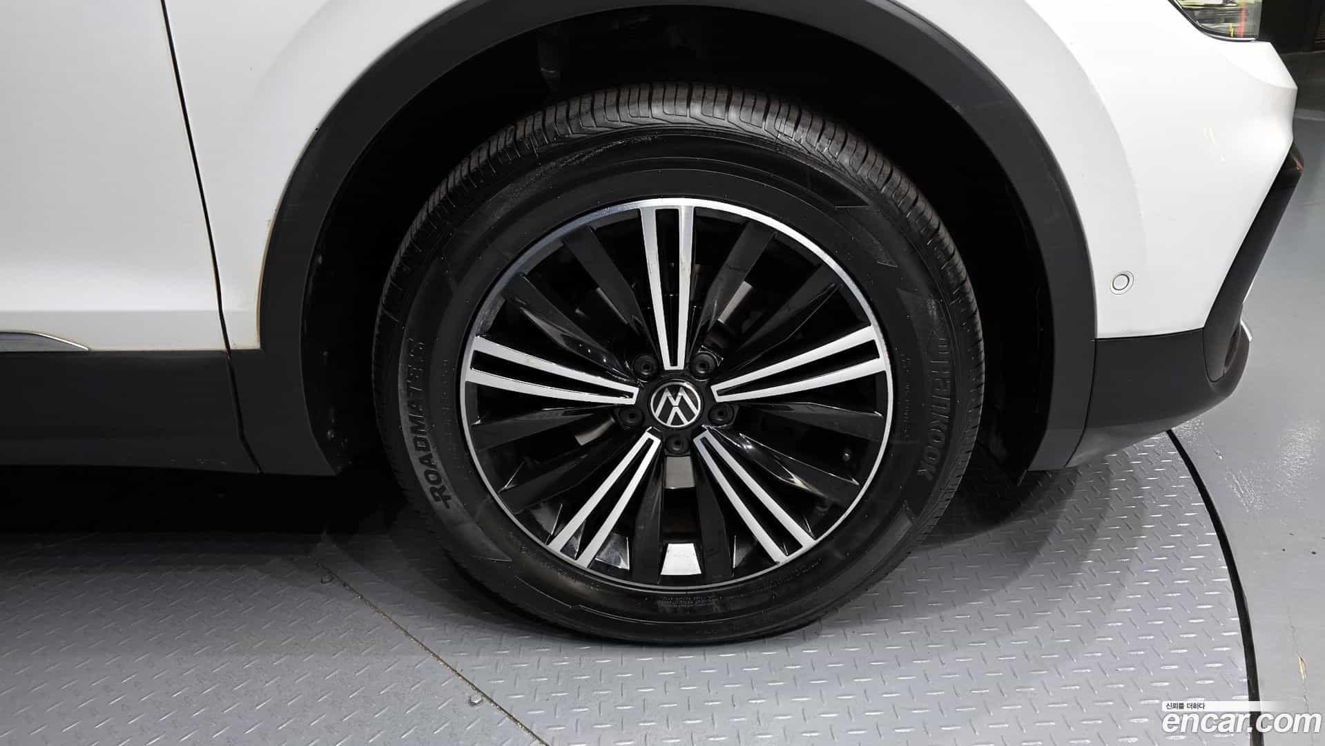 Tiguan Volkswagen 2022.3-OUTER-005